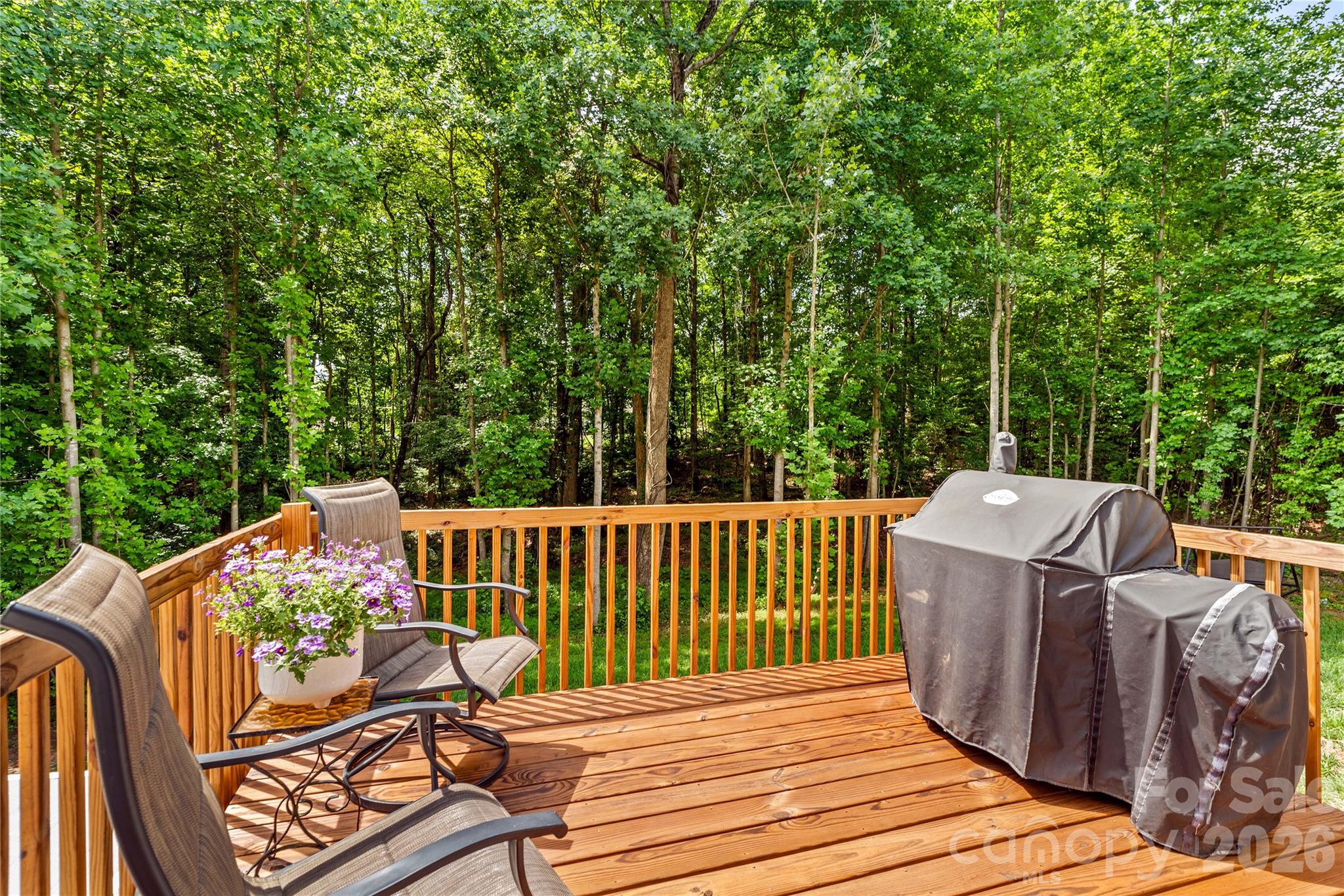 122 S Yadkin River Road — Statesville