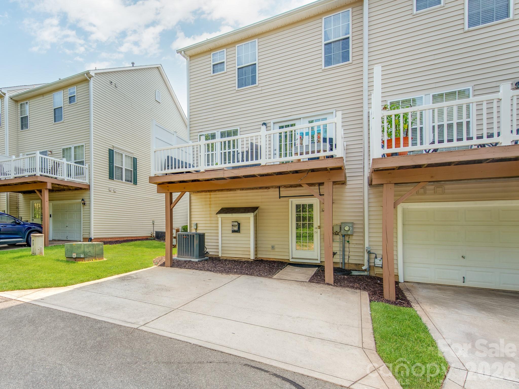 12117 Harrison Steel Drive — Charlotte