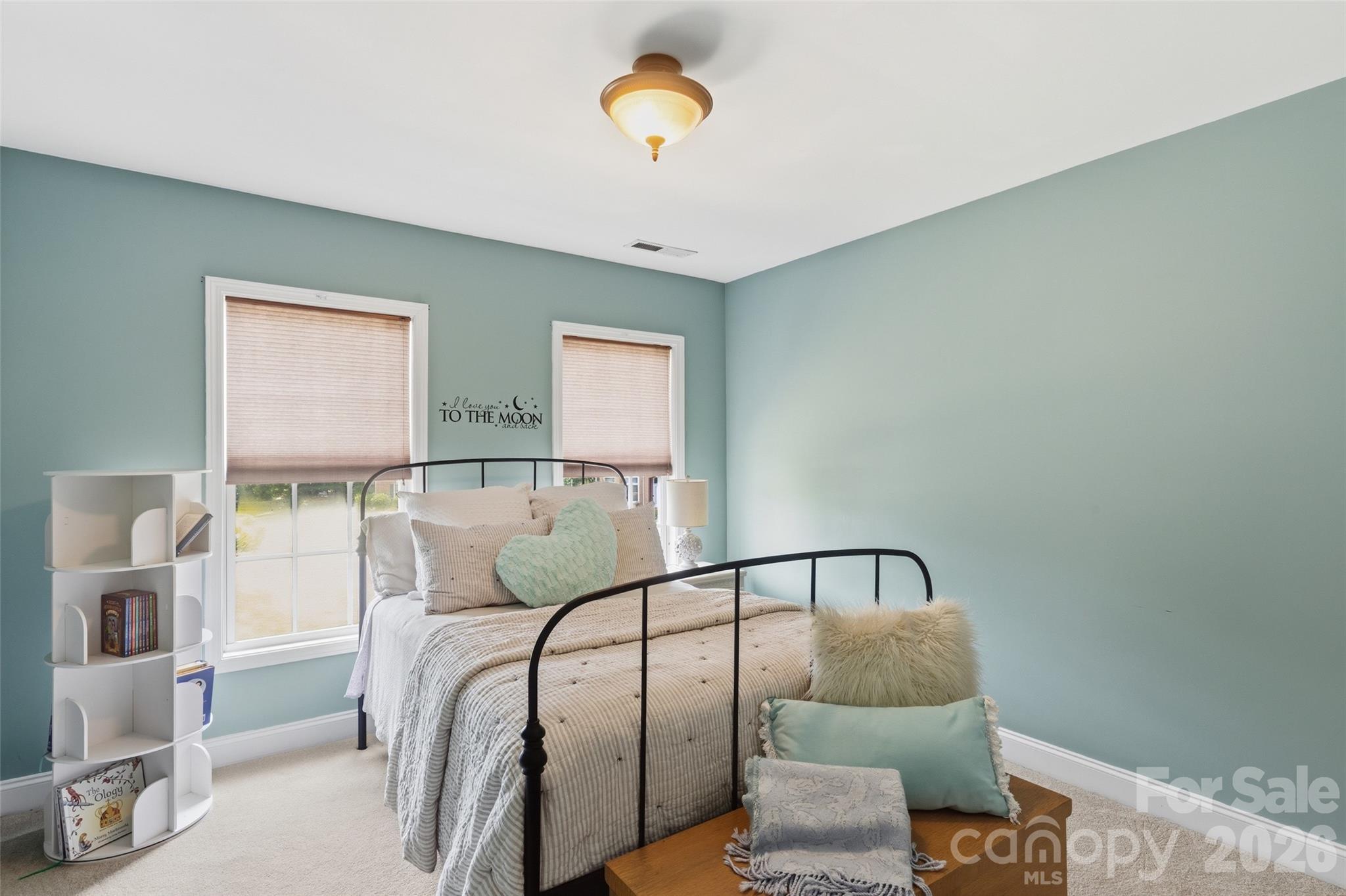 6006 Embassy Court — Wesley Chapel