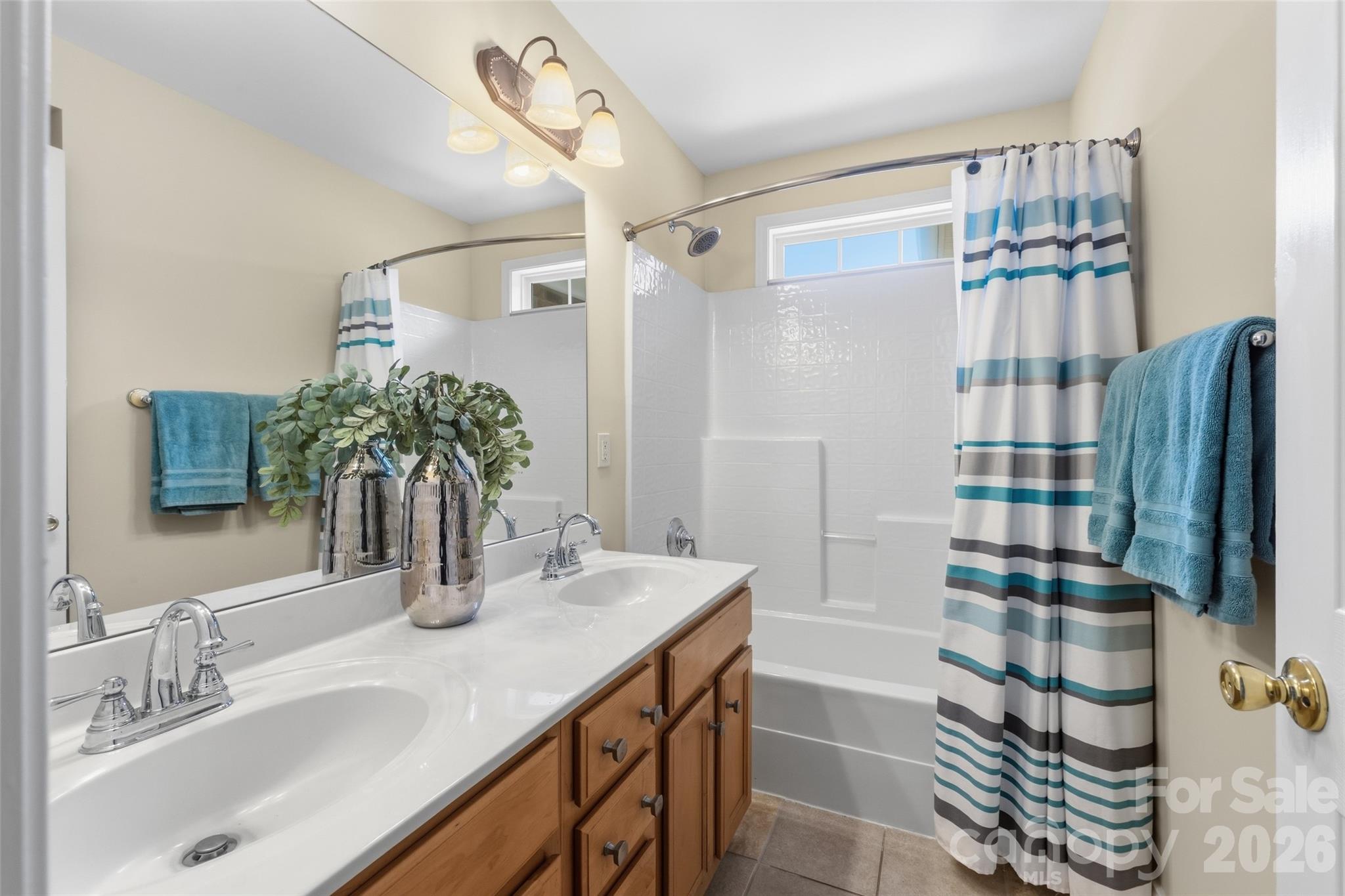6006 Embassy Court — Wesley Chapel