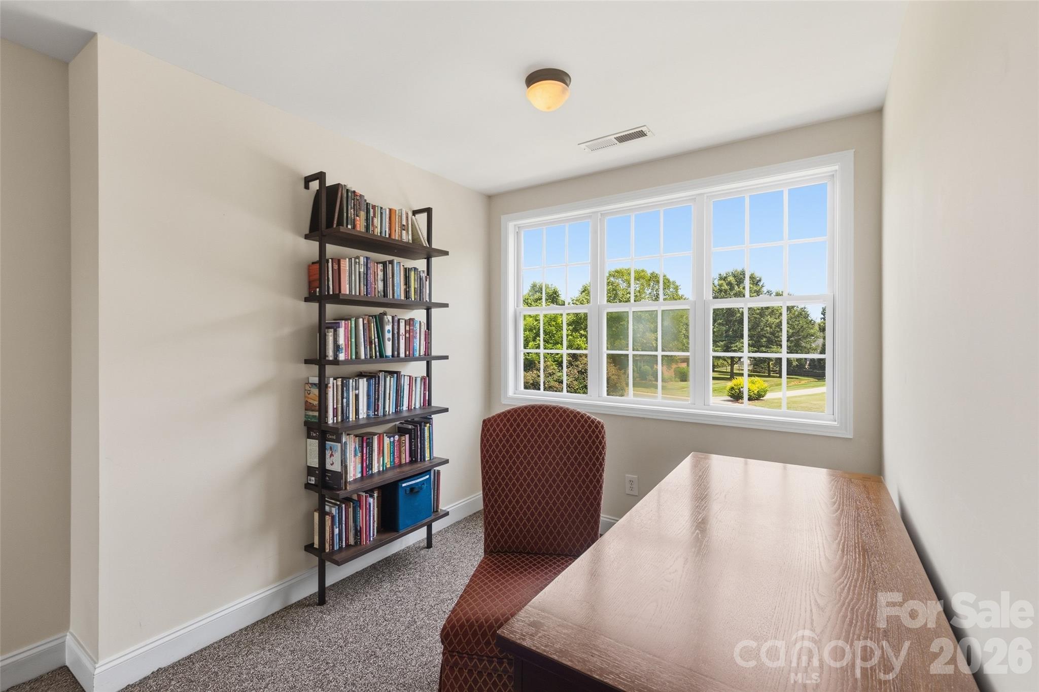 6006 Embassy Court — Wesley Chapel