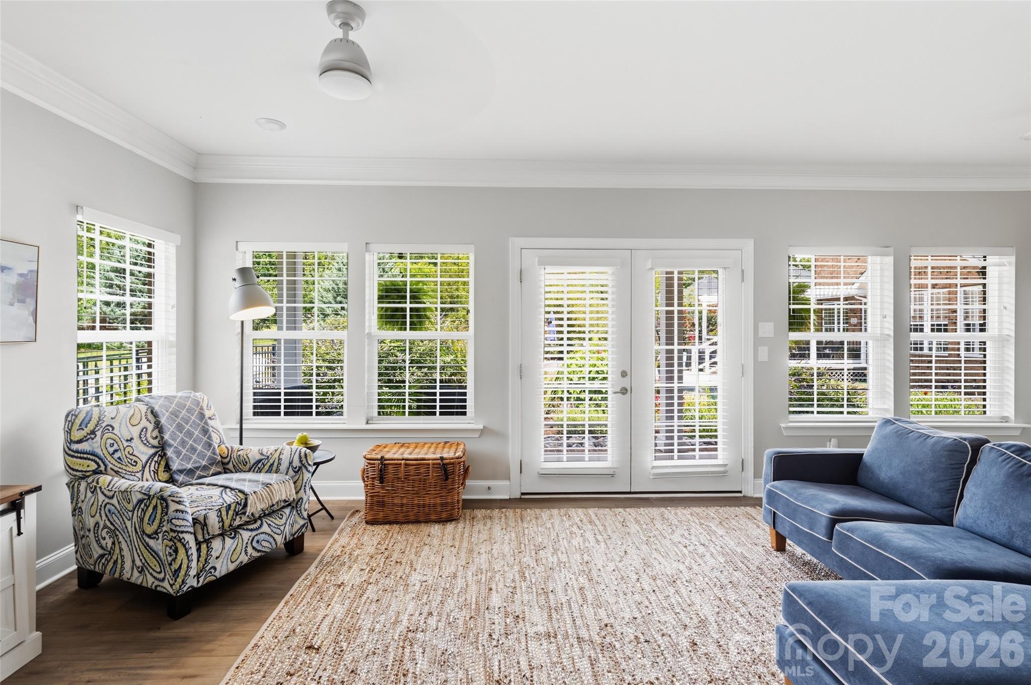 6006 Embassy Court — Wesley Chapel
