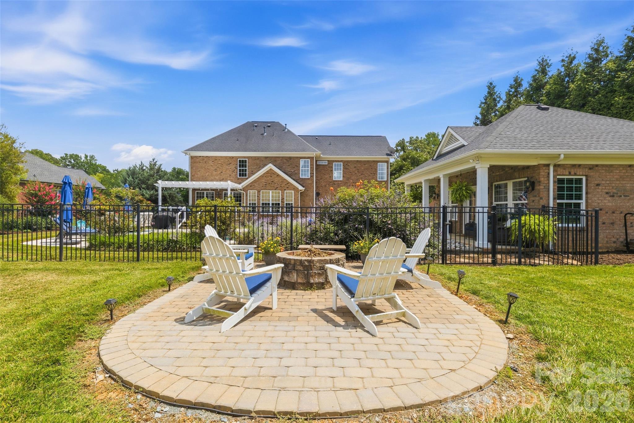 6006 Embassy Court — Wesley Chapel