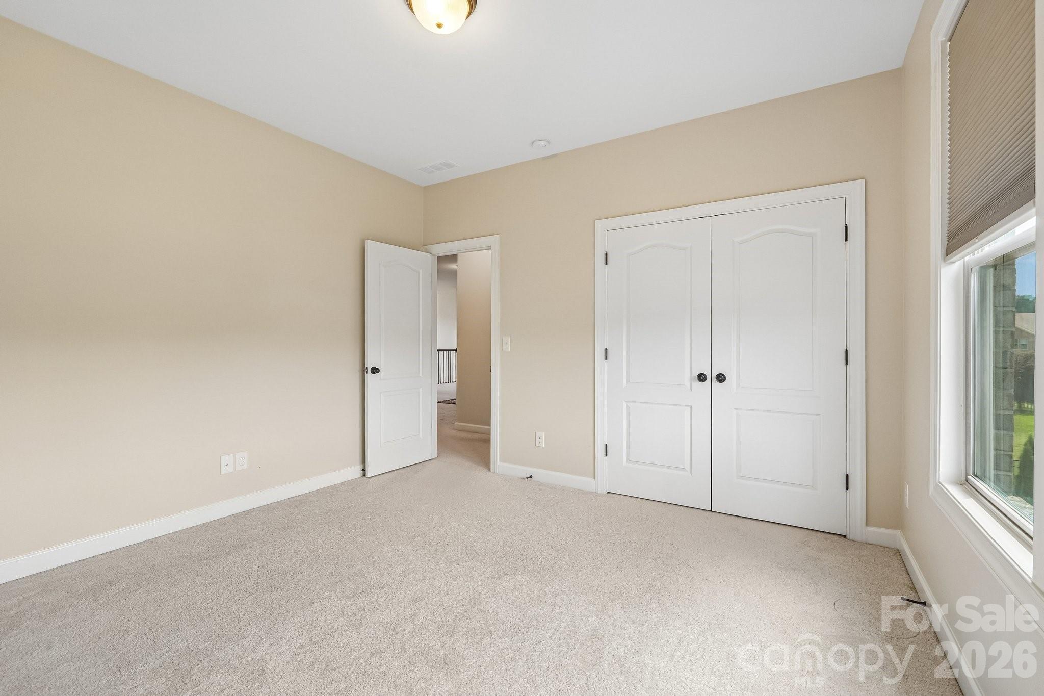 8337 Breton Way — Harrisburg