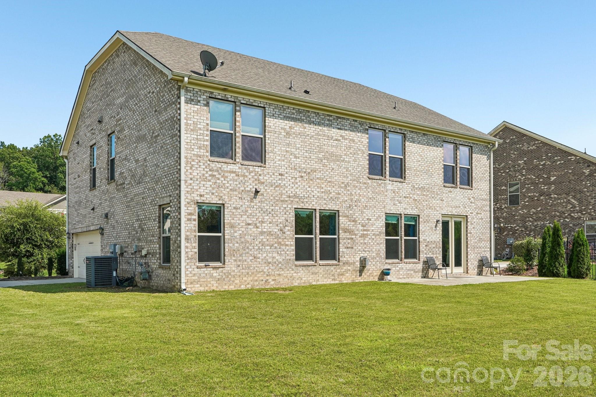 8337 Breton Way — Harrisburg