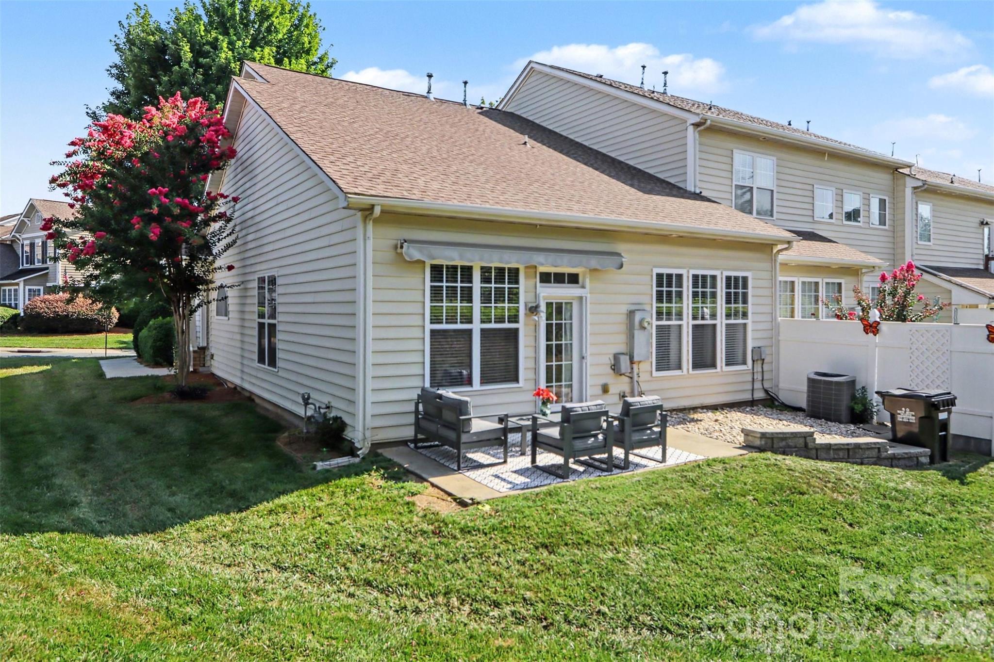 200 Park View Drive — Belmont