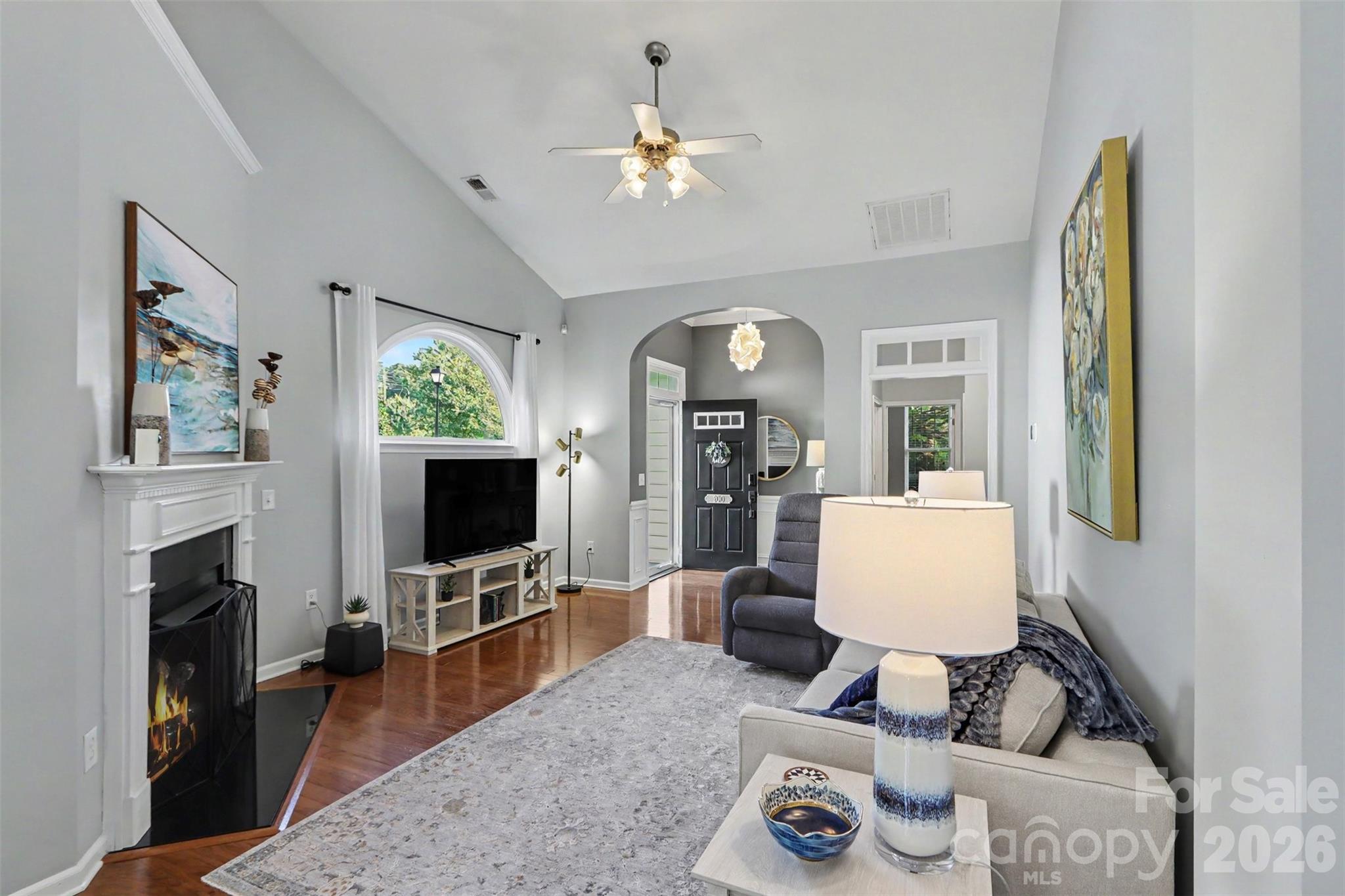 200 Park View Drive — Belmont