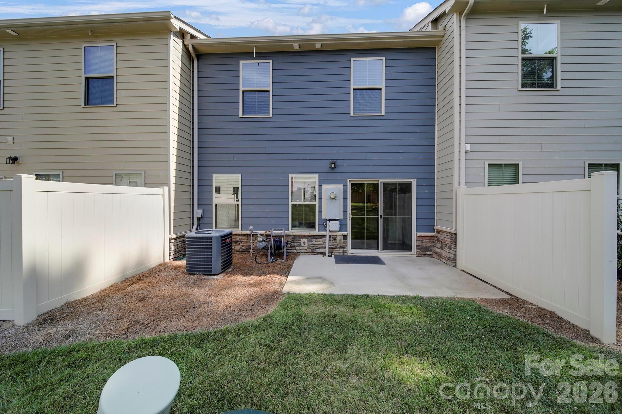 502 Park Meadows Drive — Matthews
