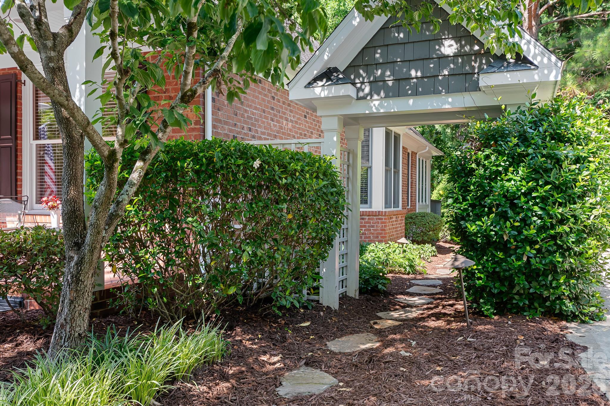 19725 Hagen Knoll Drive — Davidson