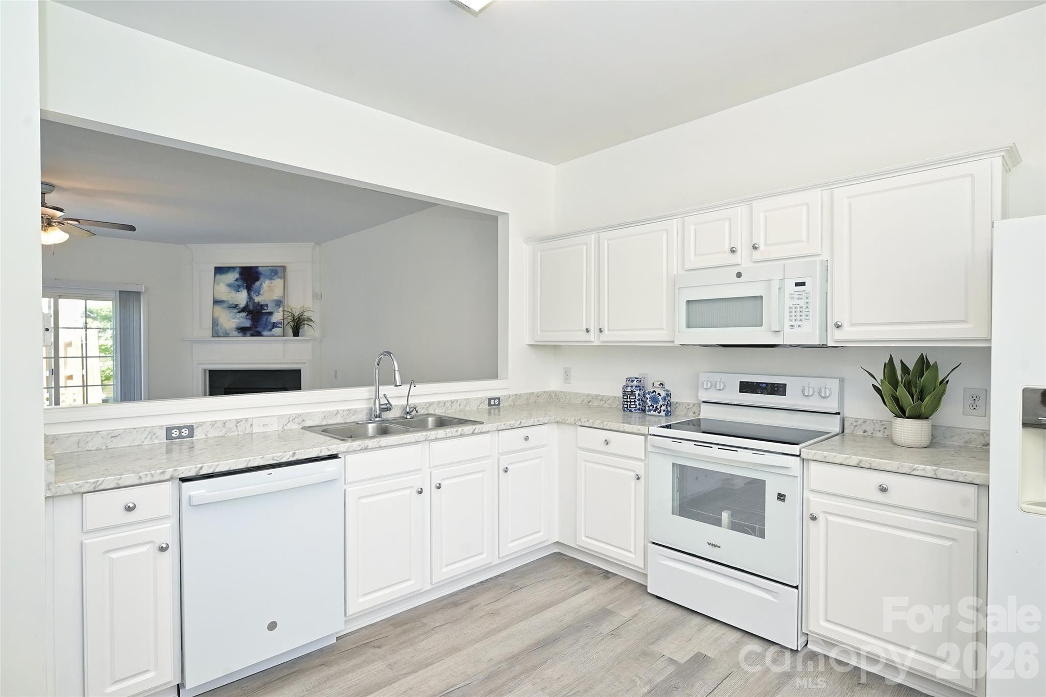 3160 Mannington Drive — Charlotte