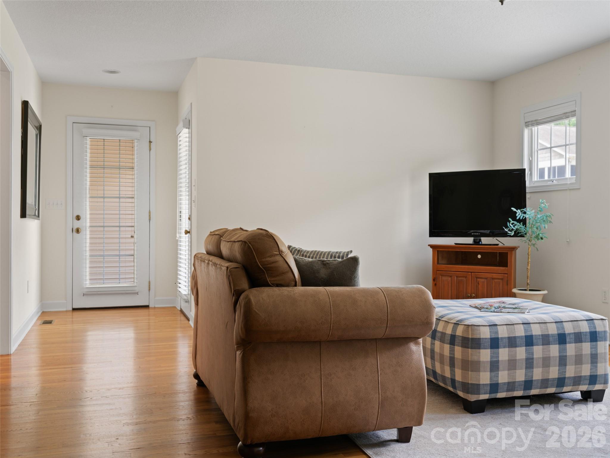 107 Cottage Loop — Waynesville