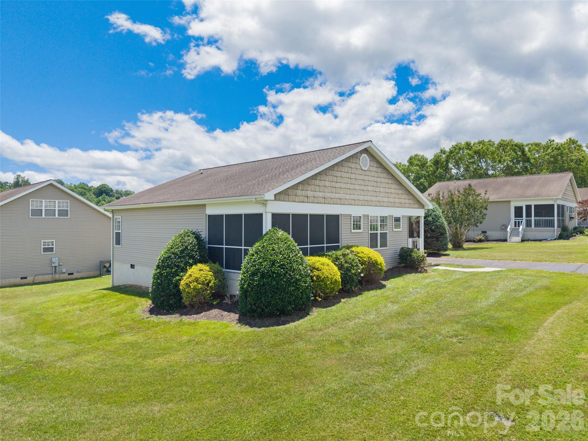 107 Cottage Loop — Waynesville