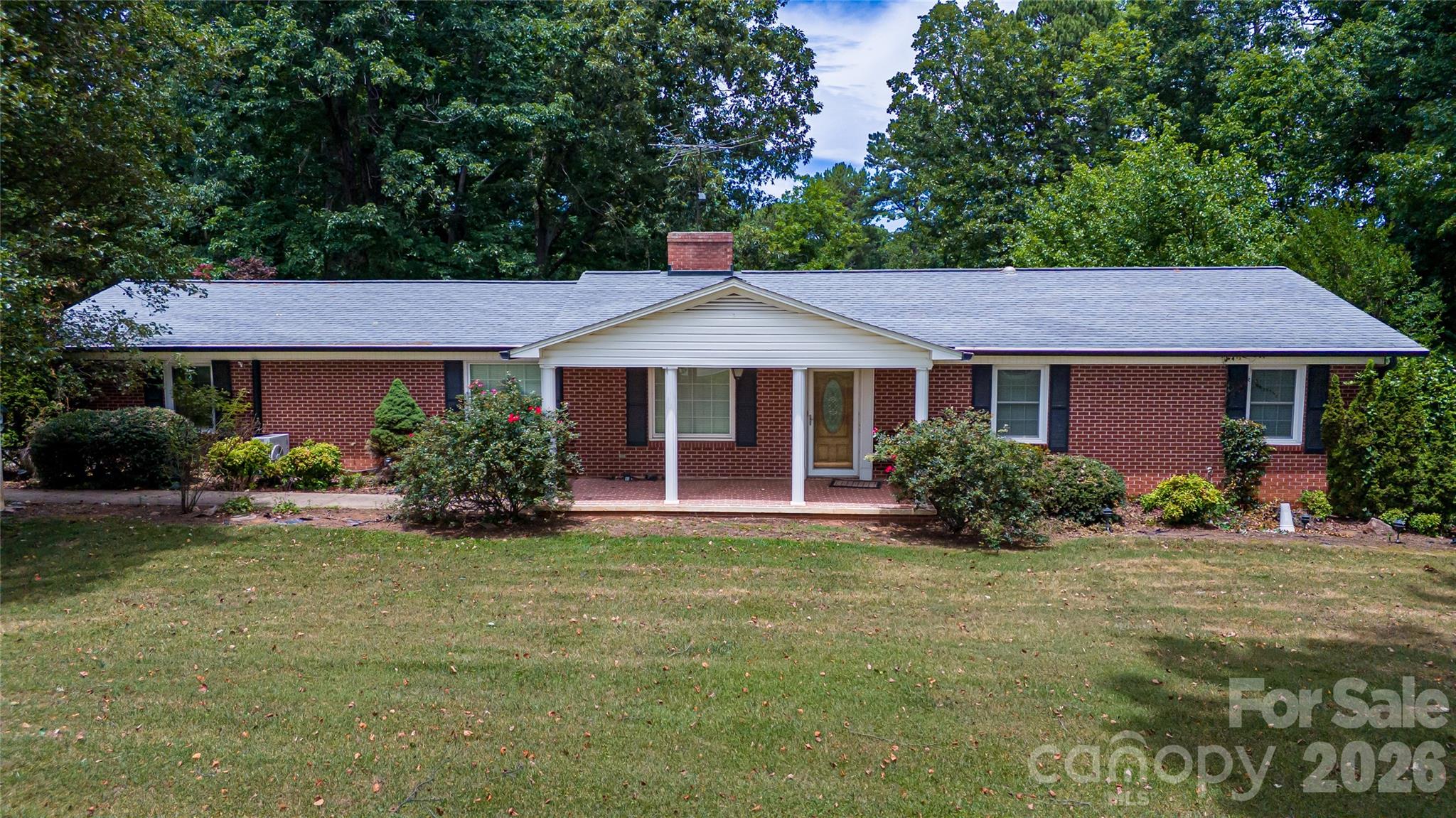 6000 George Hildebran School Road — Hickory