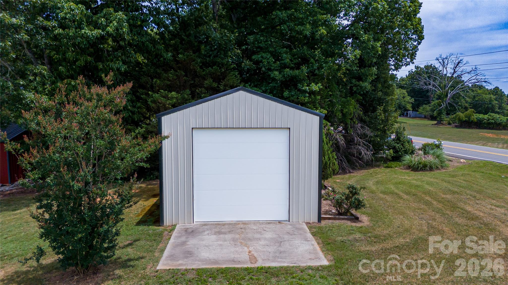 6000 George Hildebran School Road — Hickory