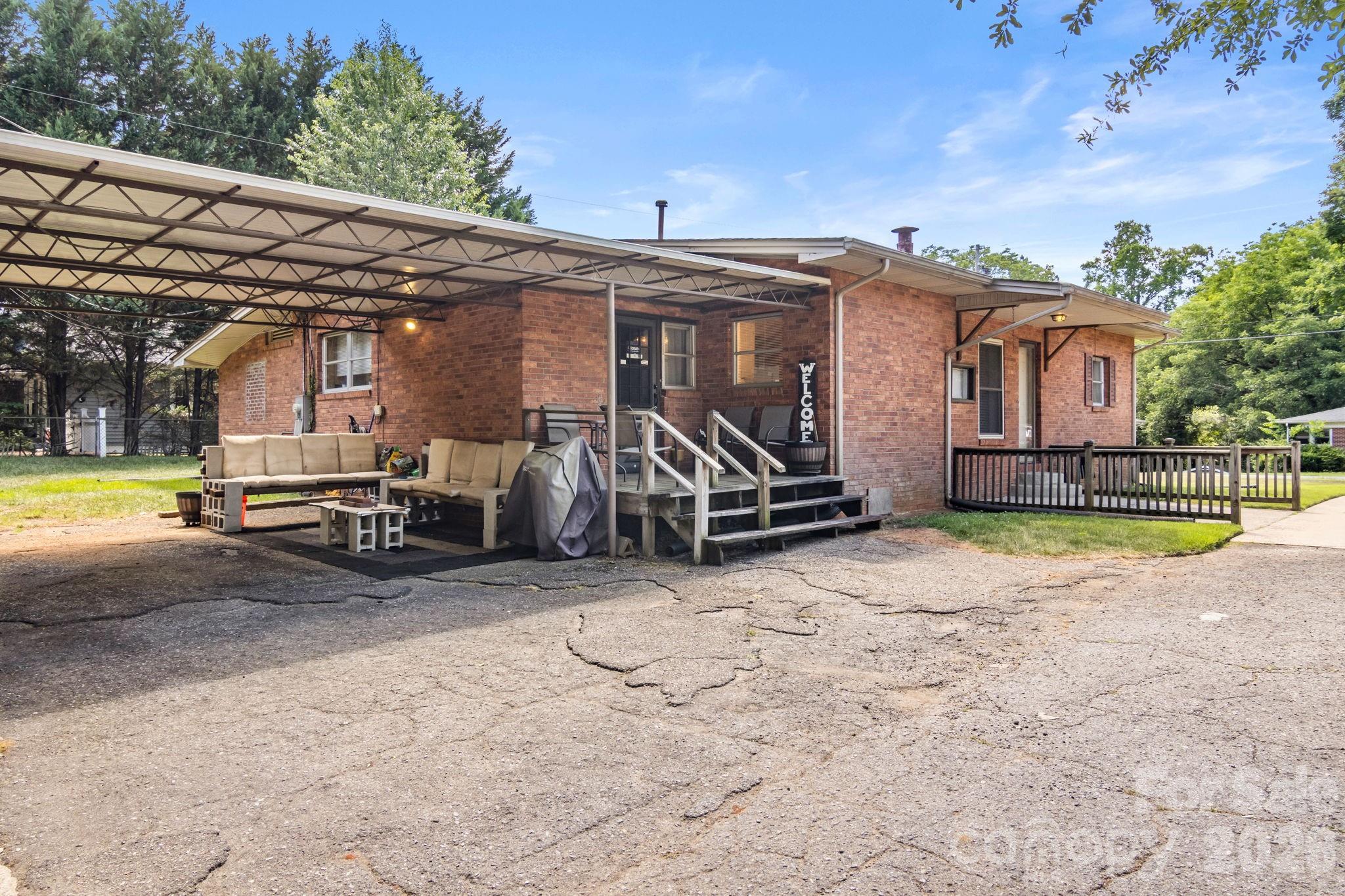 201 Peach Street — Shelby