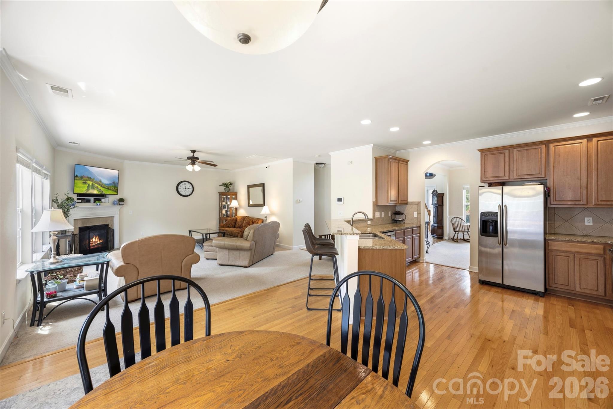 1086 Arrowhead Drive SE — Concord