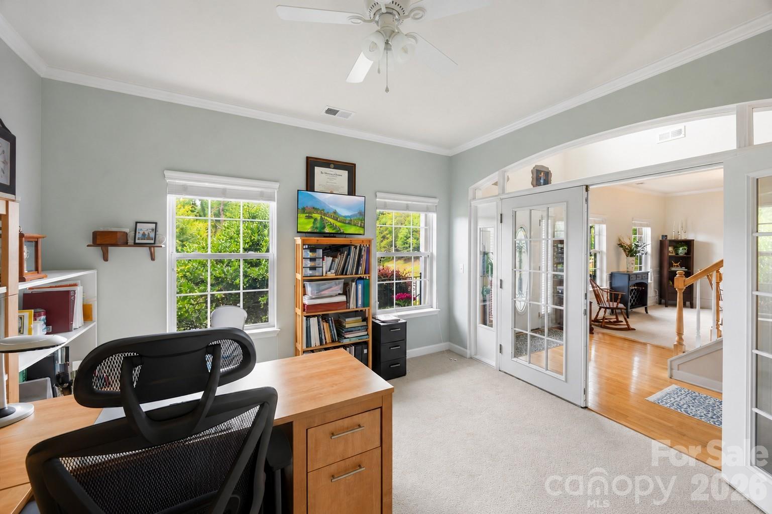 1086 Arrowhead Drive SE — Concord