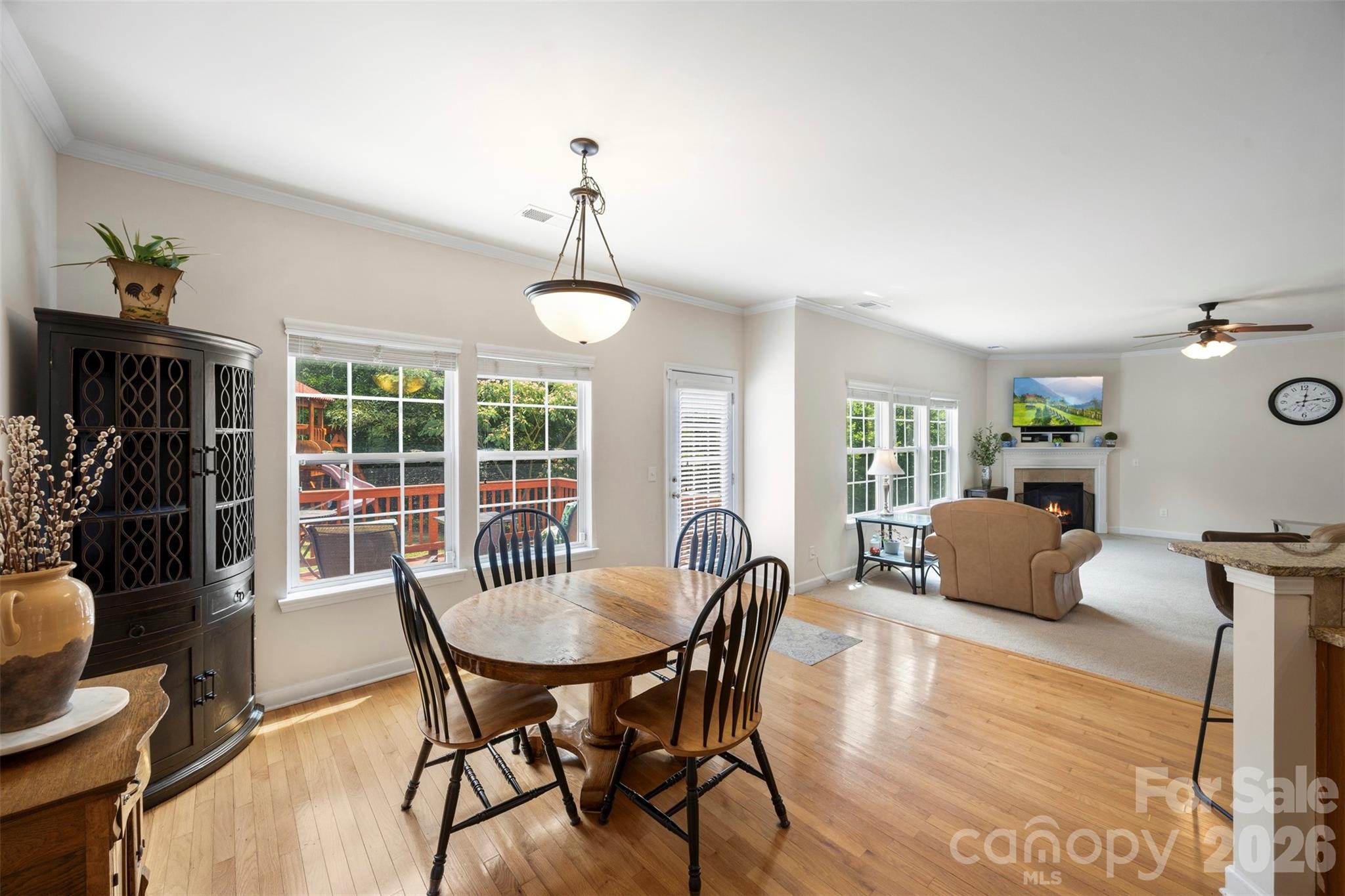 1086 Arrowhead Drive SE — Concord