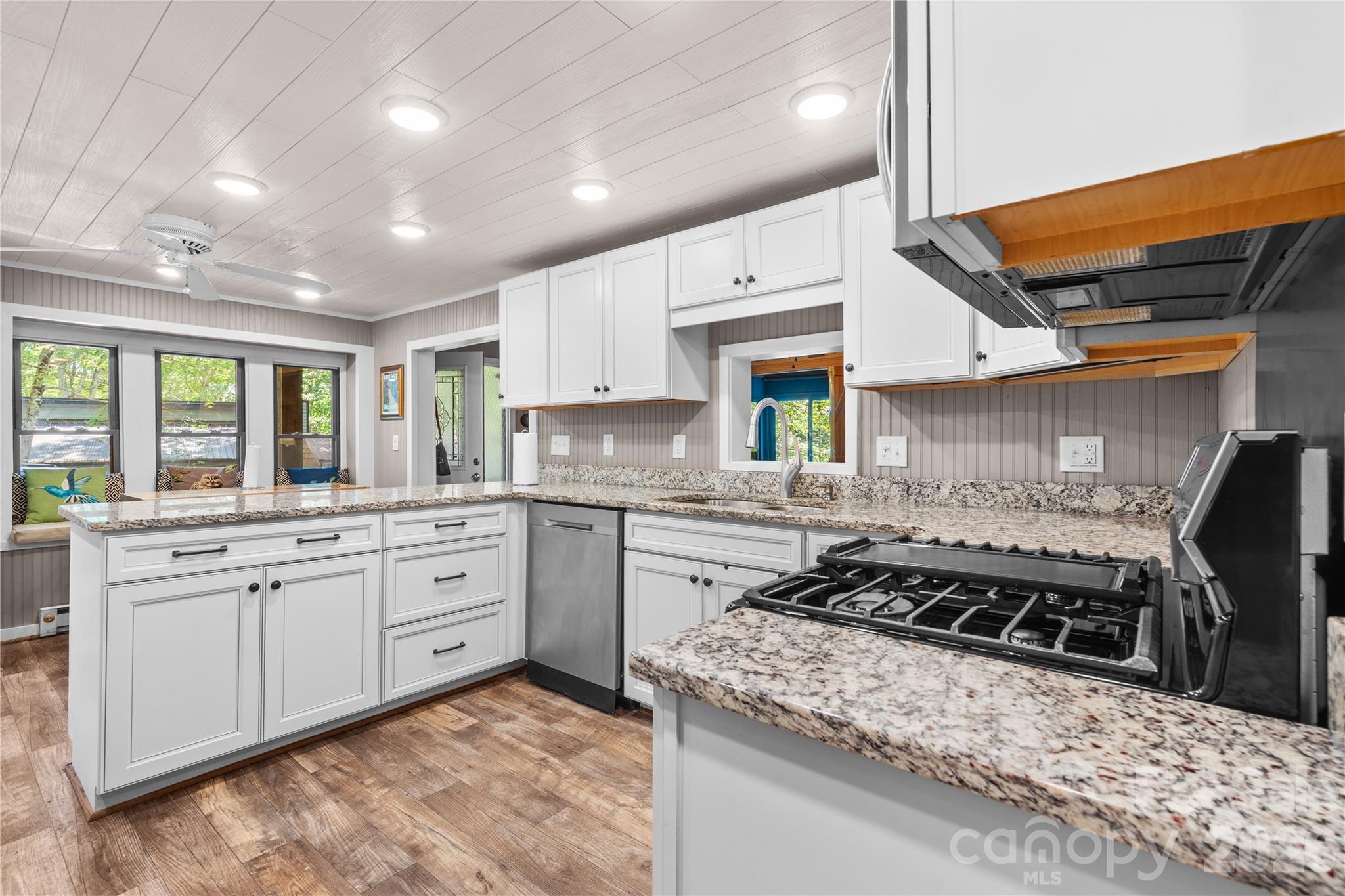 180 Longview Road — Newland