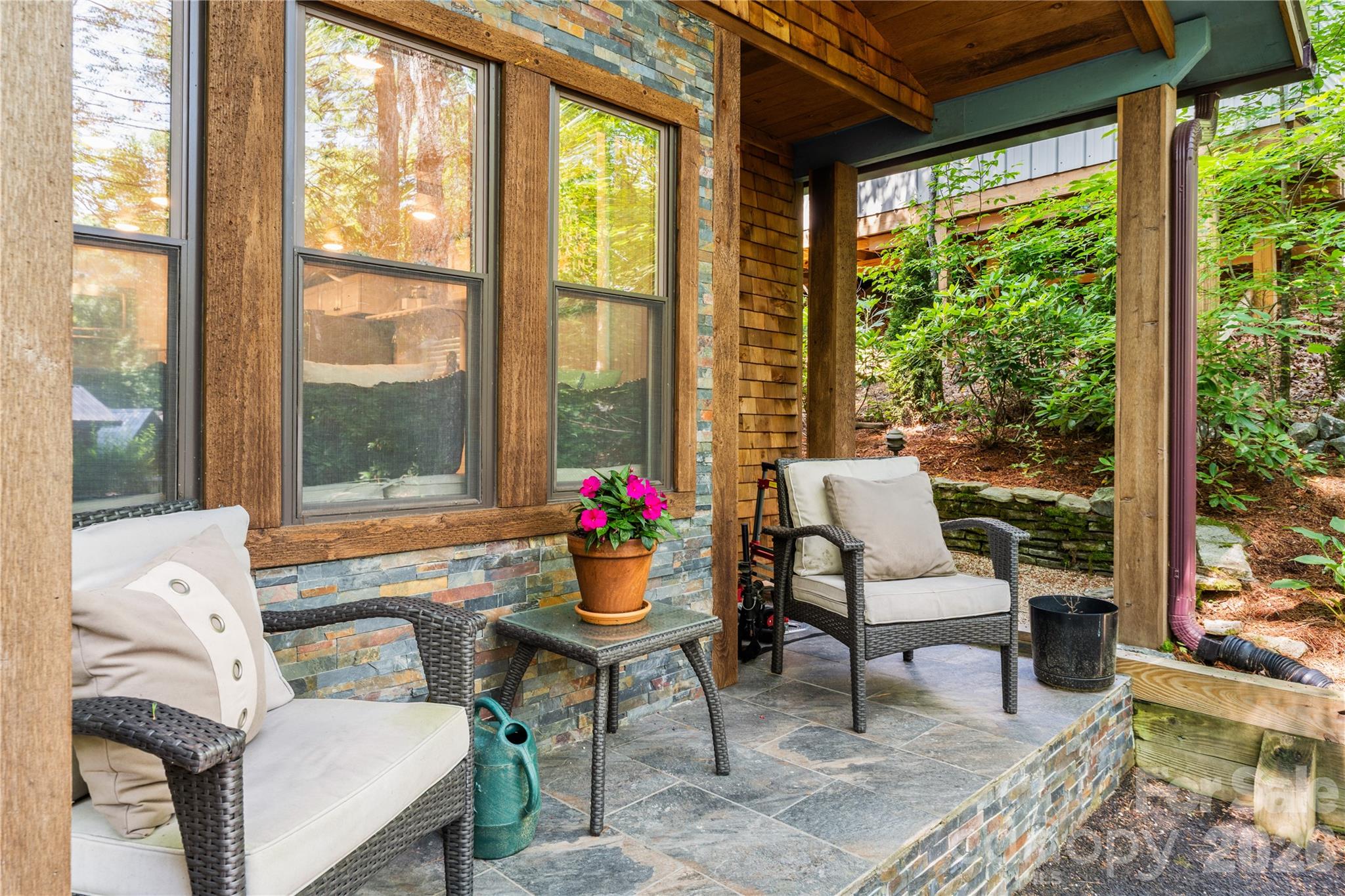180 Longview Road — Newland
