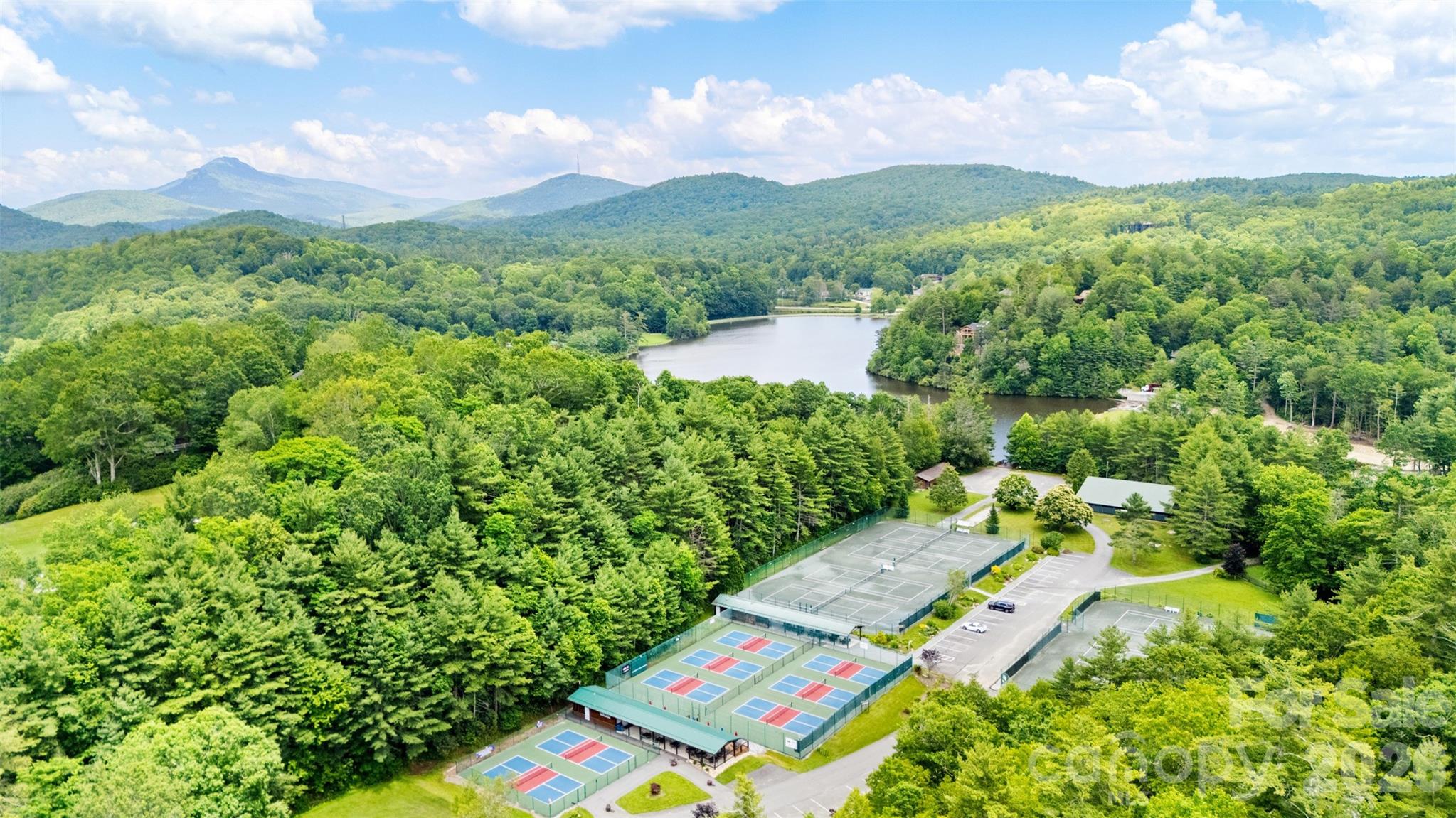180 Longview Road — Newland