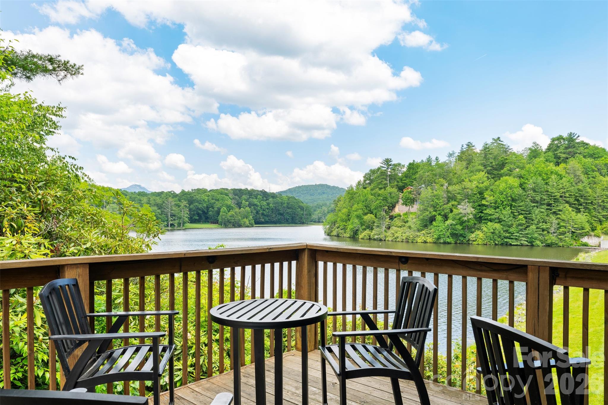 180 Longview Road — Newland