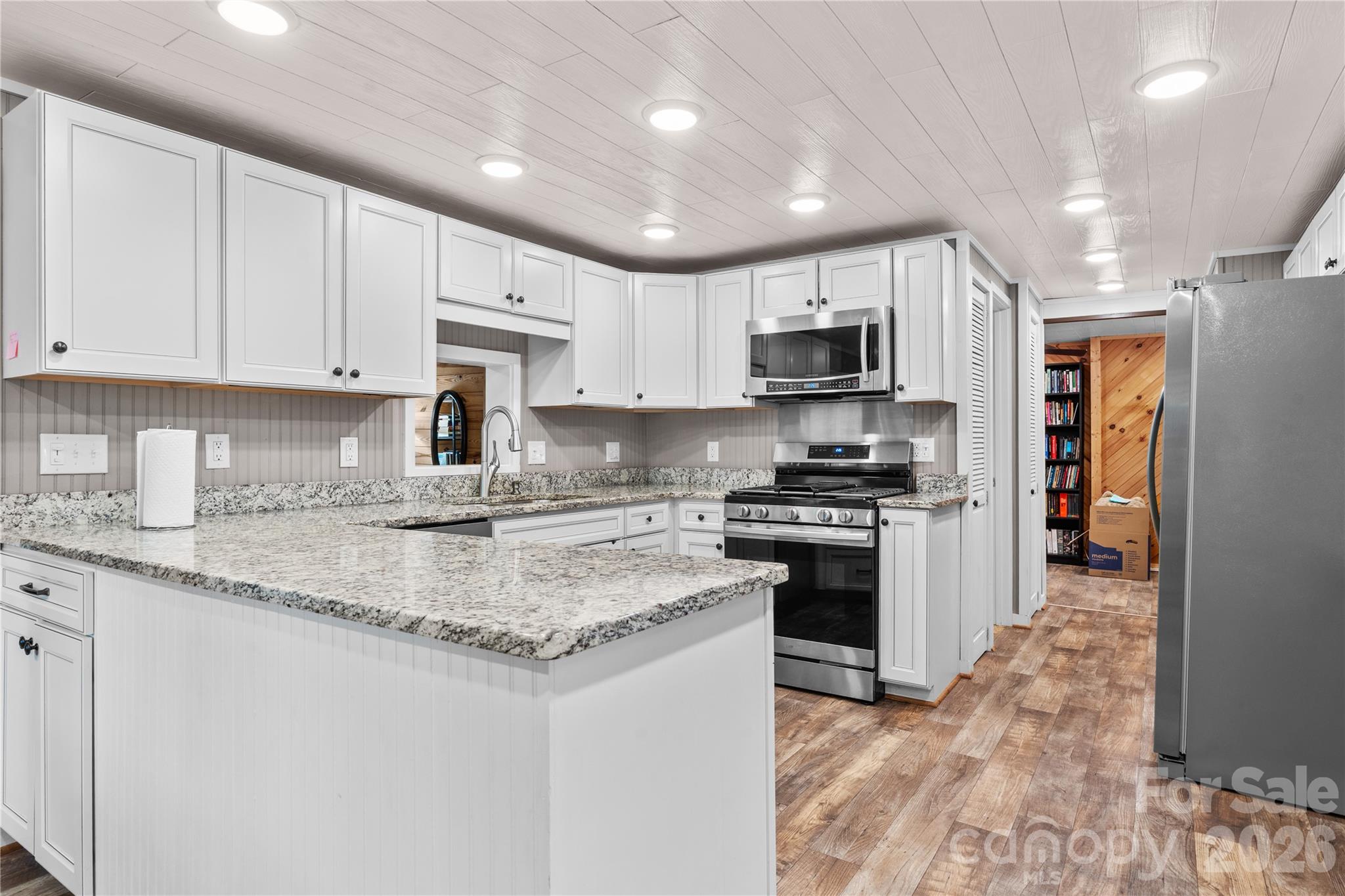 180 Longview Road — Newland