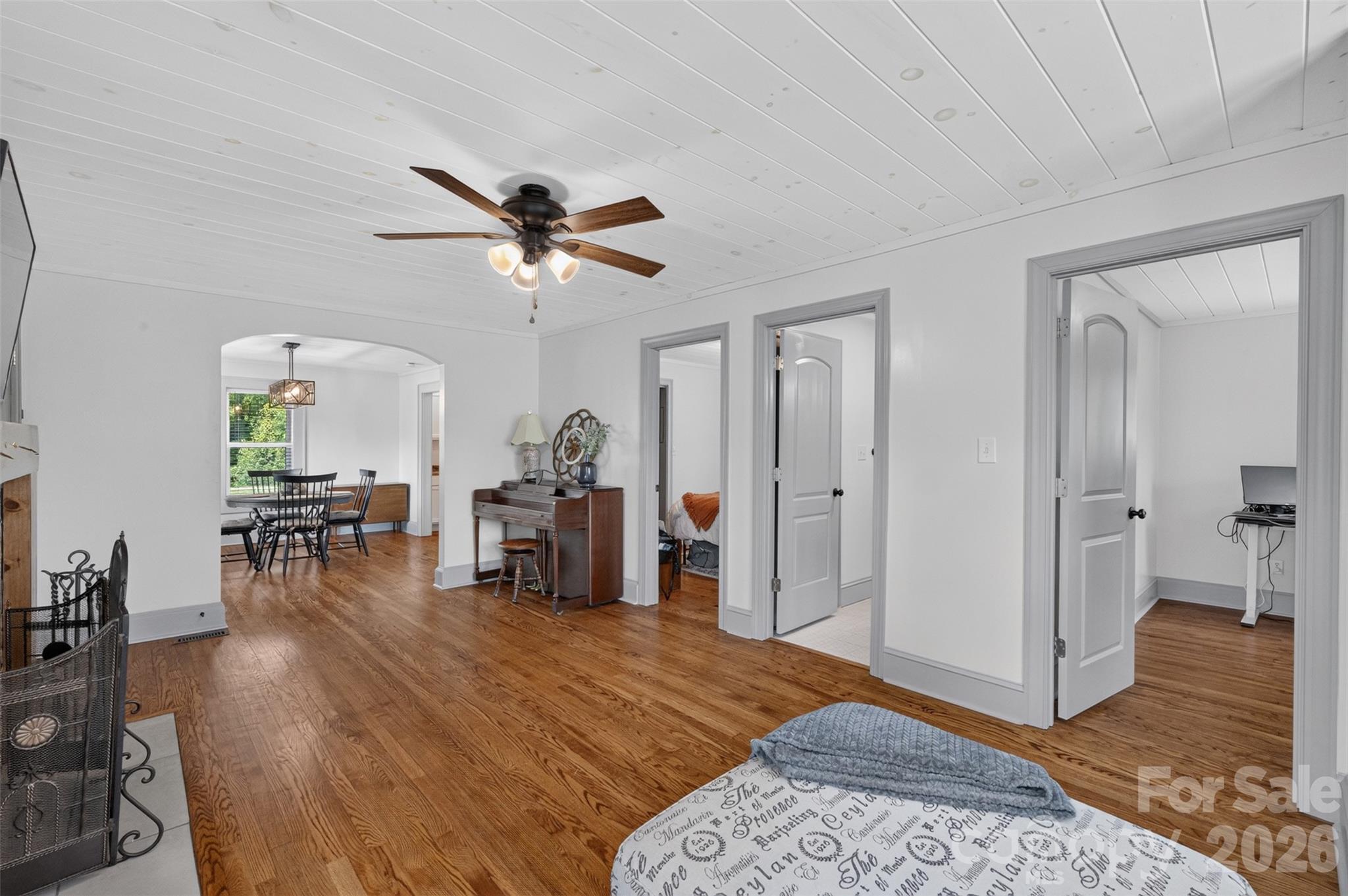 3085 US 70 Highway E — Morganton