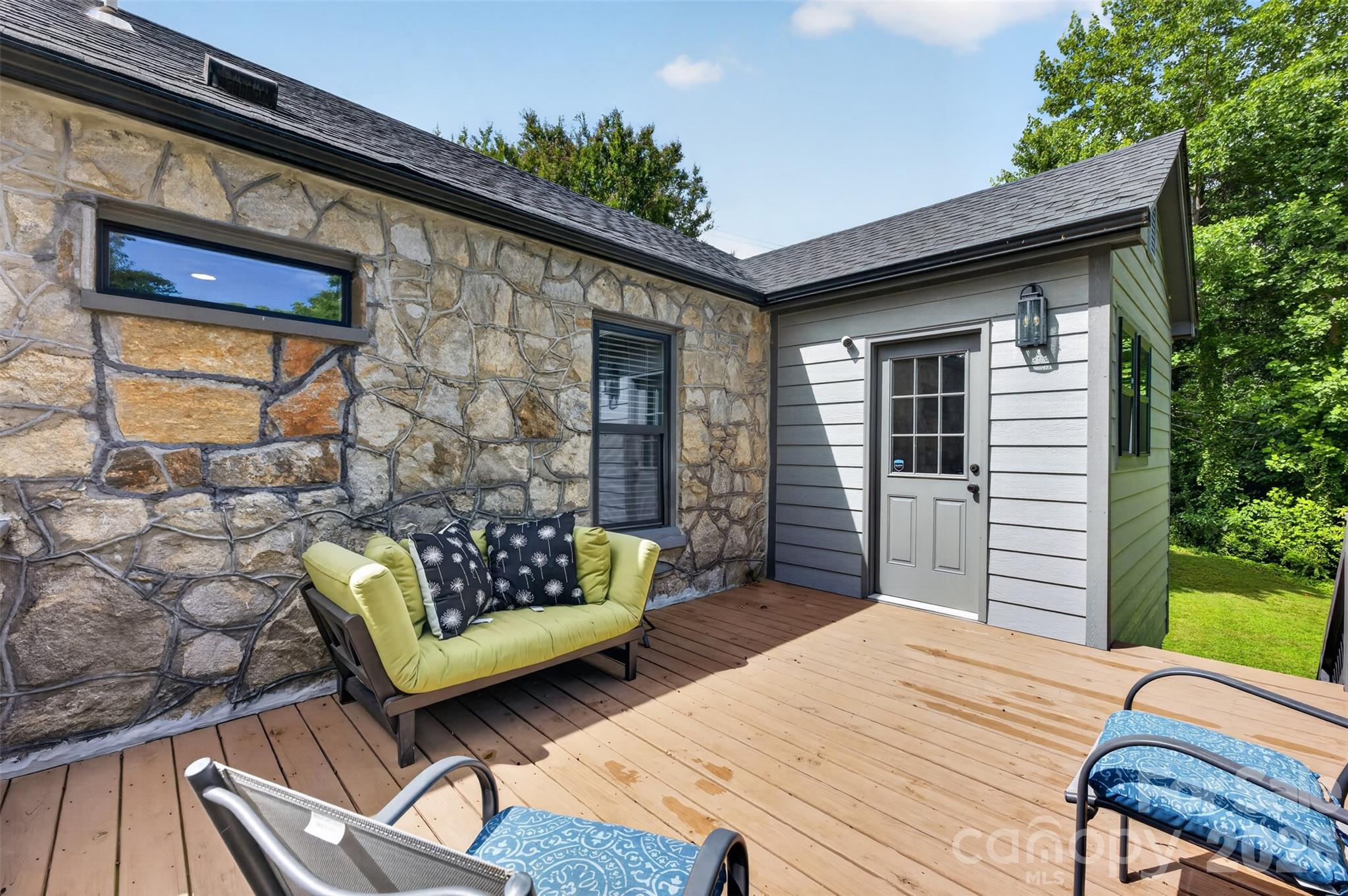 3085 US 70 Highway E — Morganton