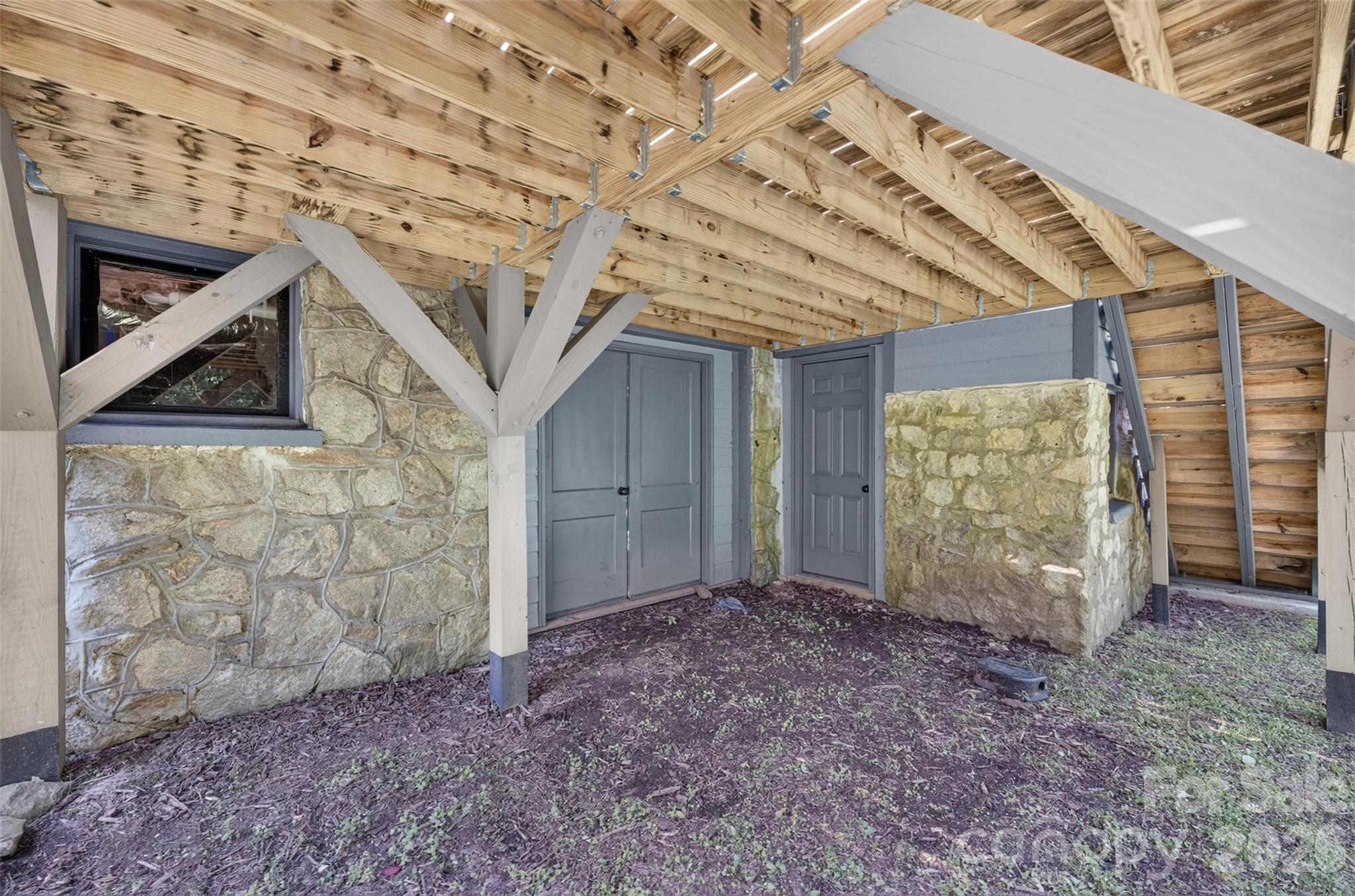 3085 US 70 Highway E — Morganton