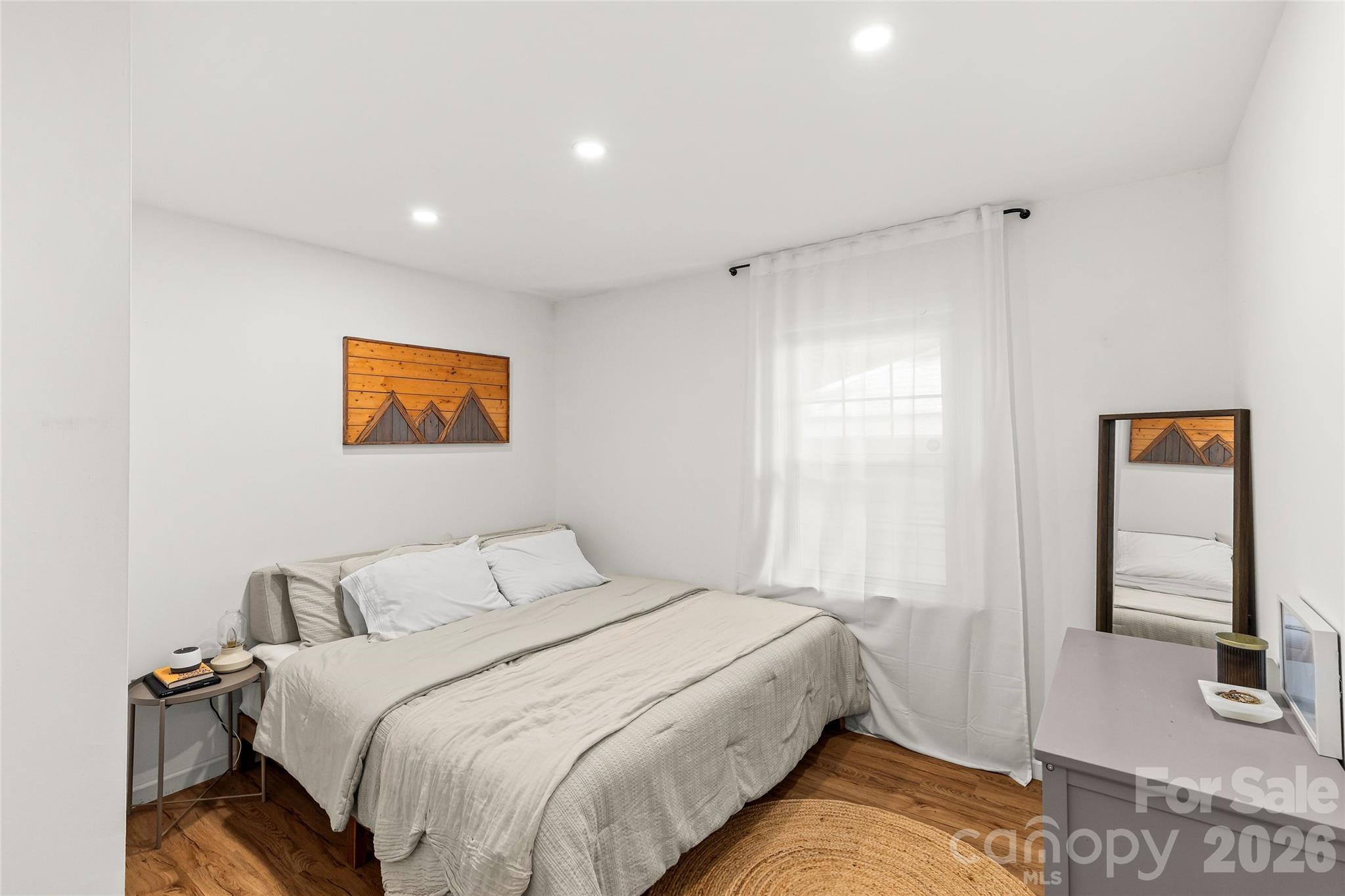 3900 Dunwoody Drive — Charlotte