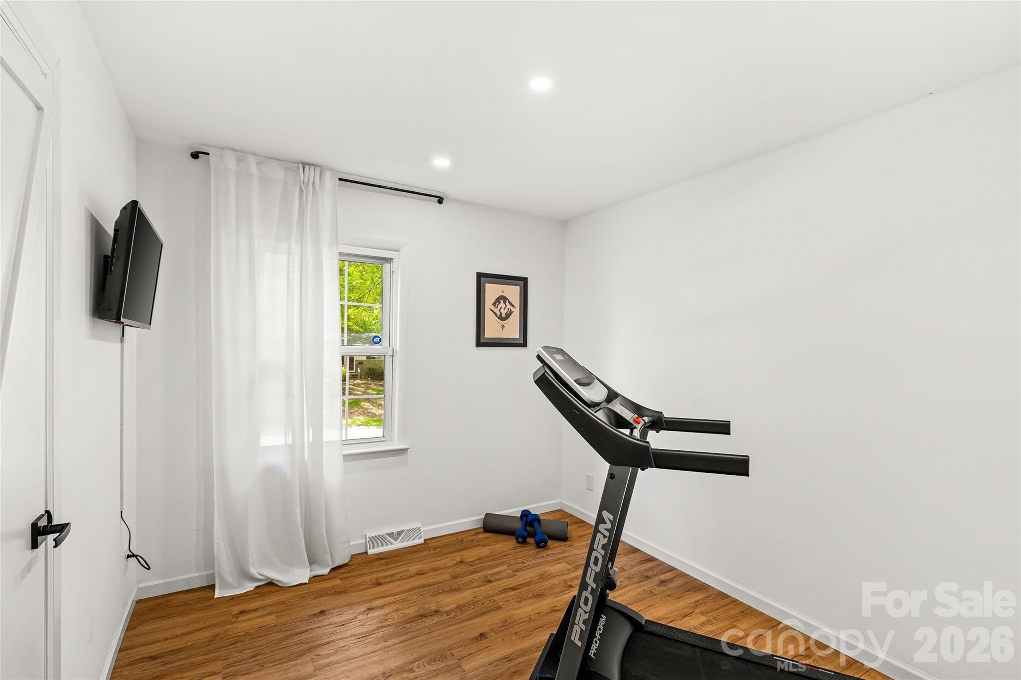 3900 Dunwoody Drive — Charlotte