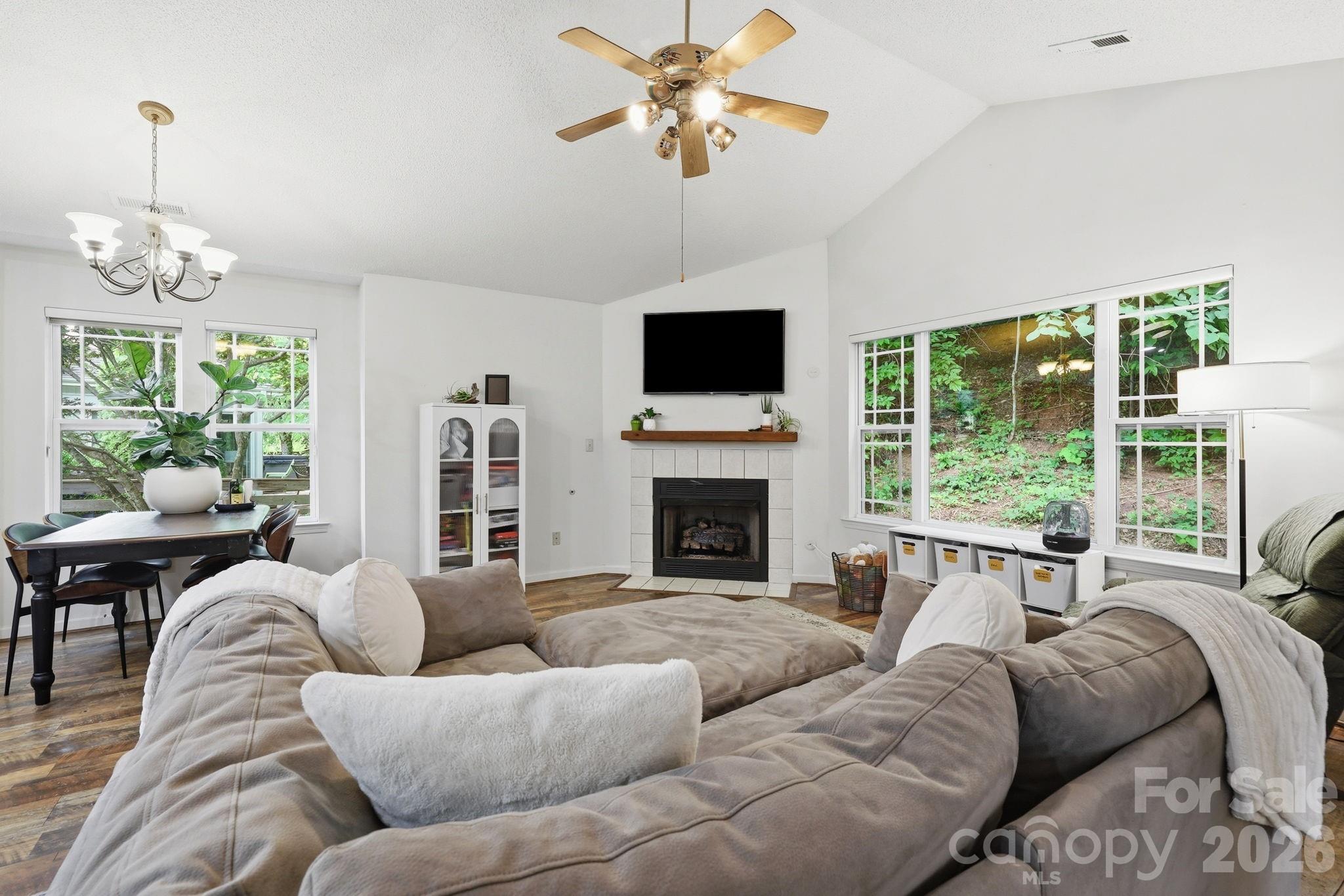 51 Sunview Circle — Arden