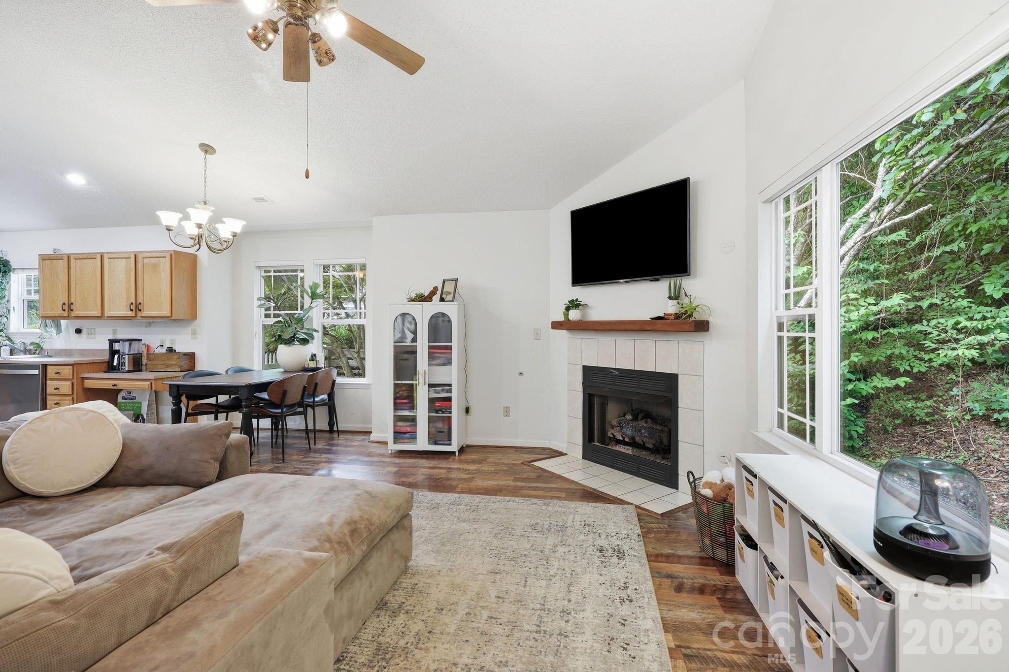 51 Sunview Circle — Arden