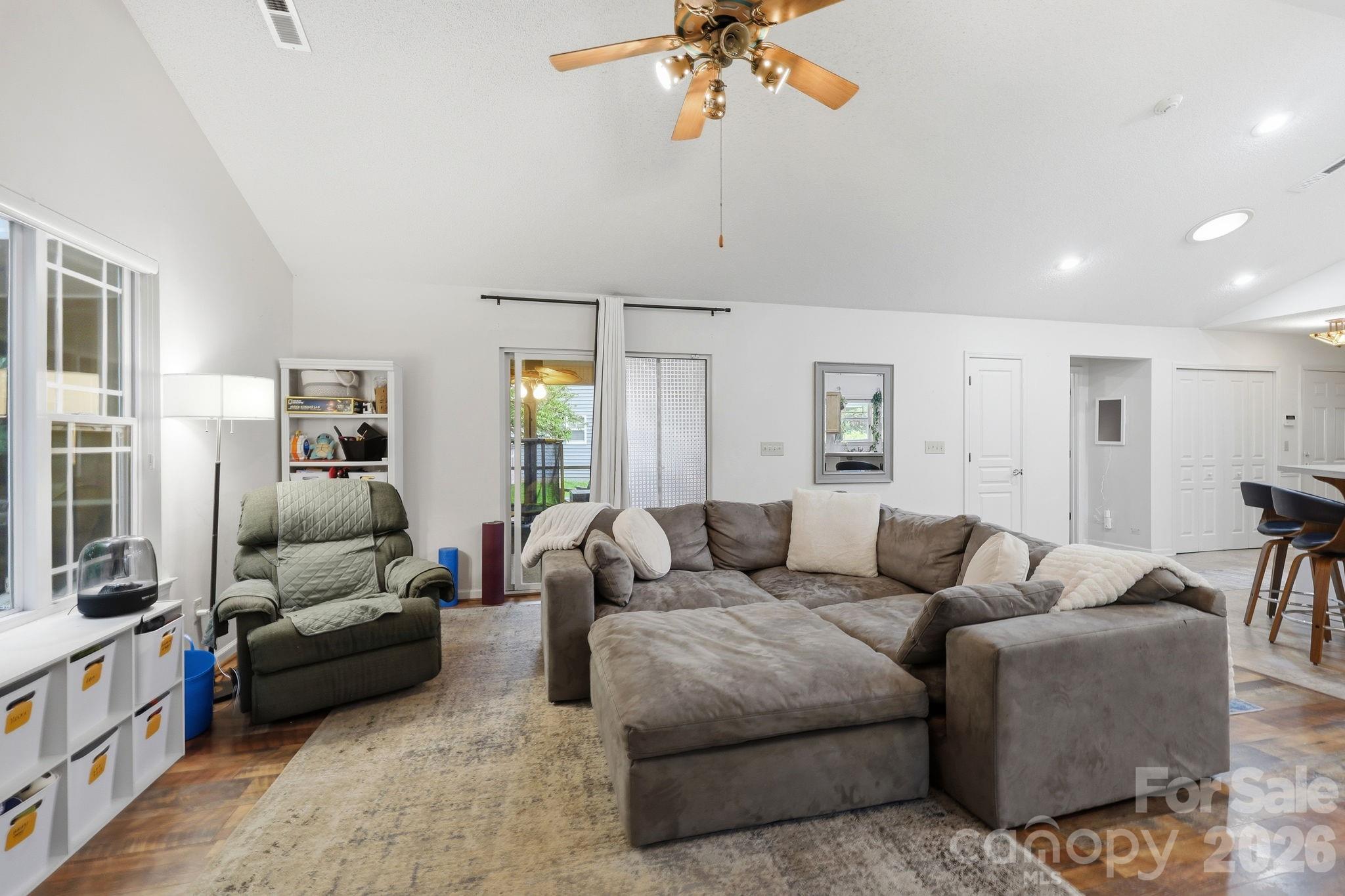 51 Sunview Circle — Arden