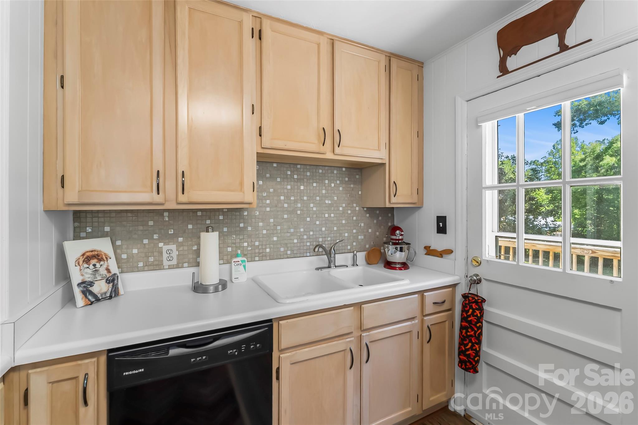 19 Wilburn Road — Asheville