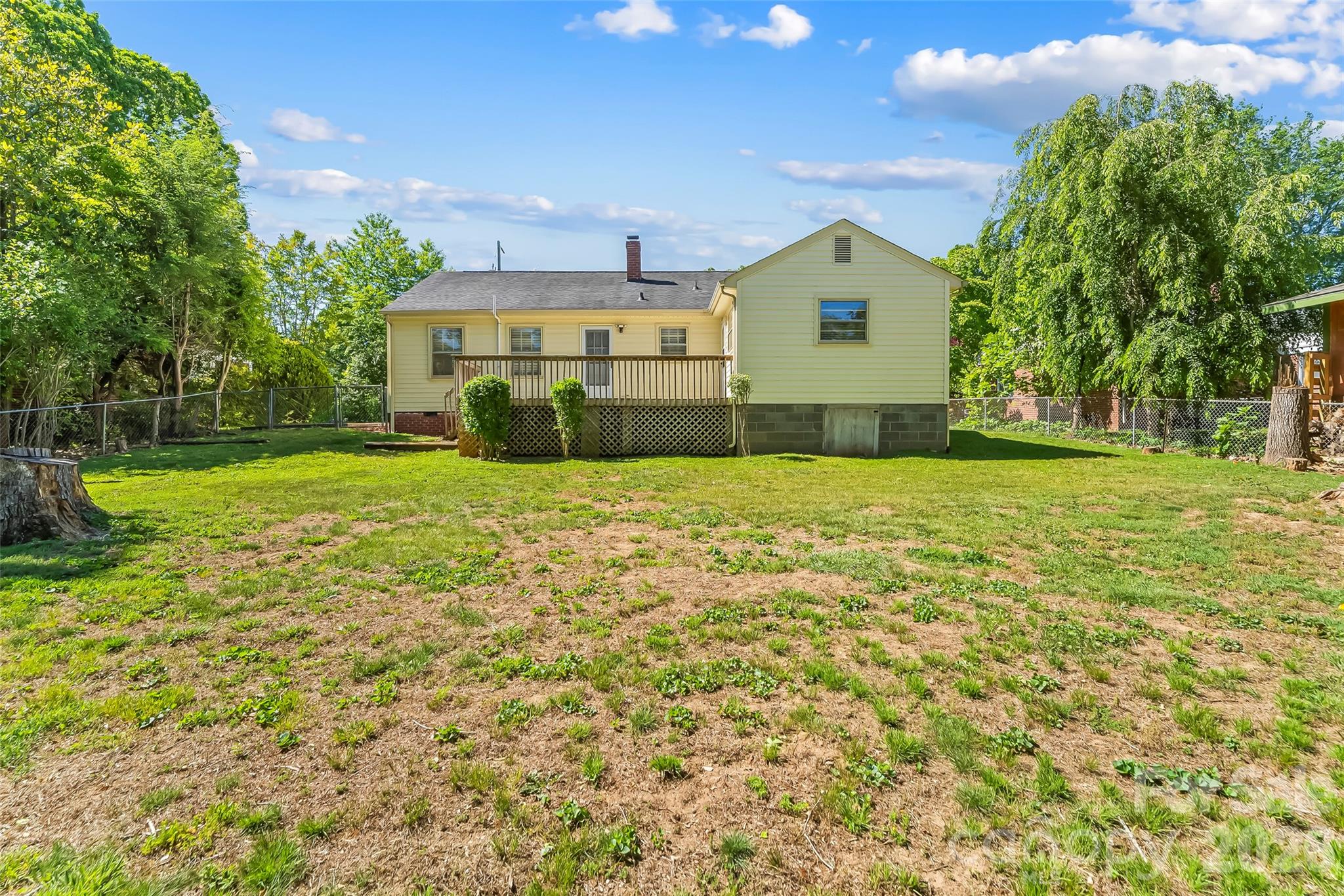 19 Wilburn Road — Asheville