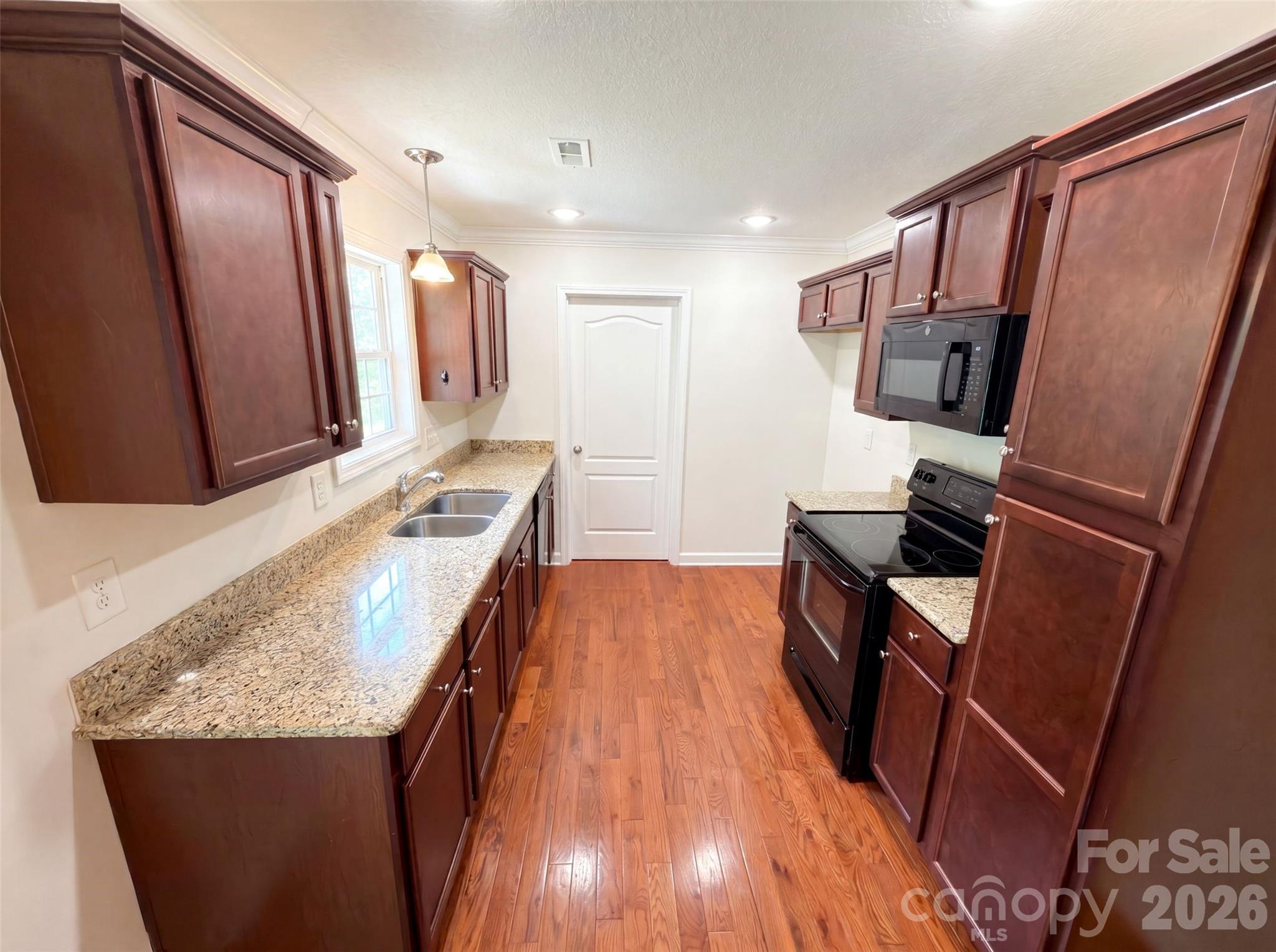 494 Hall Spencer Road — Catawba