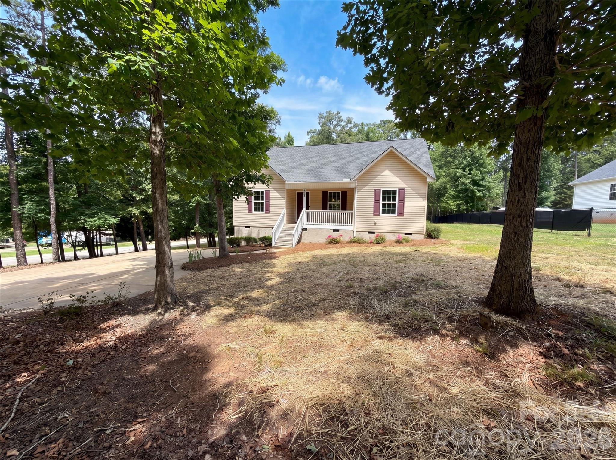494 Hall Spencer Road — Catawba