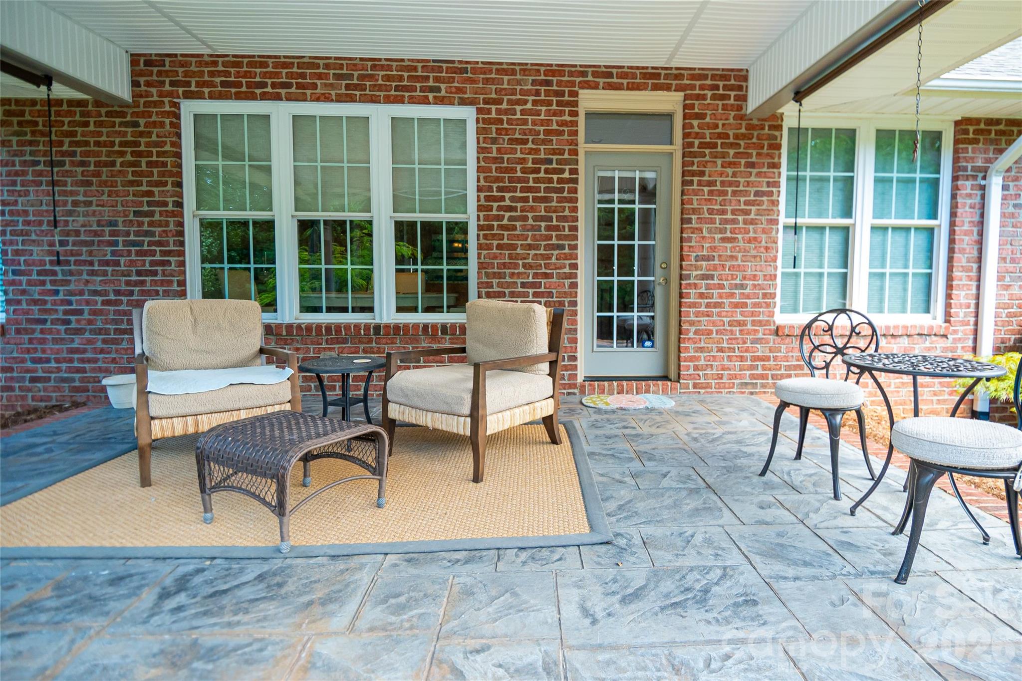117 Beechmont Drive — Morganton