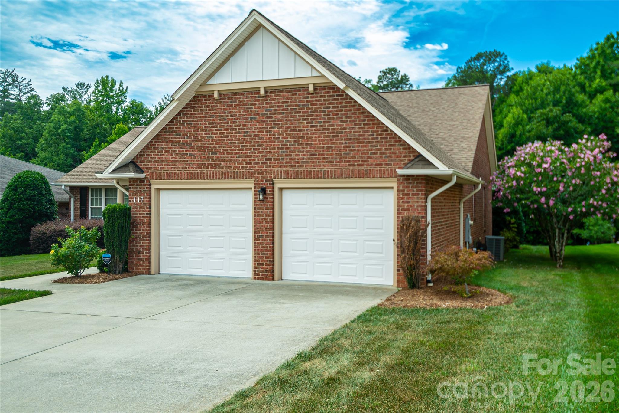 117 Beechmont Drive — Morganton