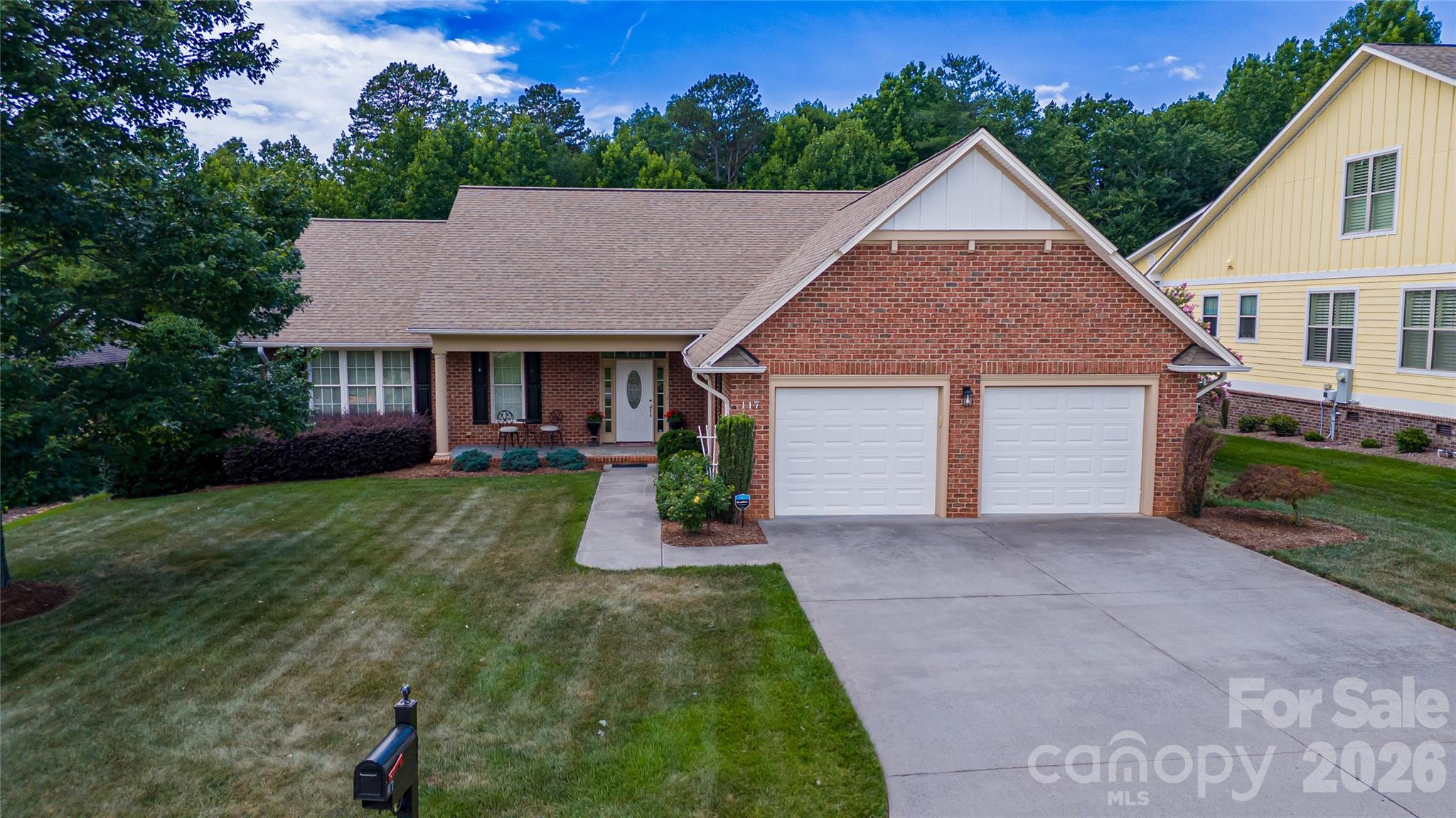 117 Beechmont Drive — Morganton