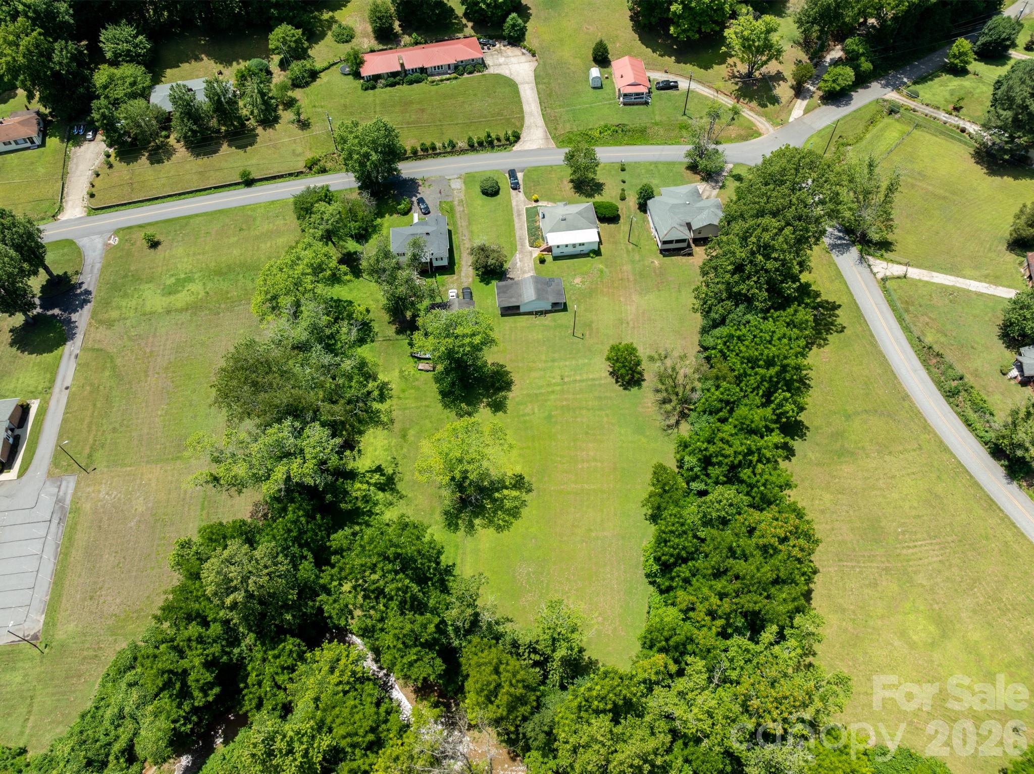 940 Meadowlane Drive NW — Lenoir