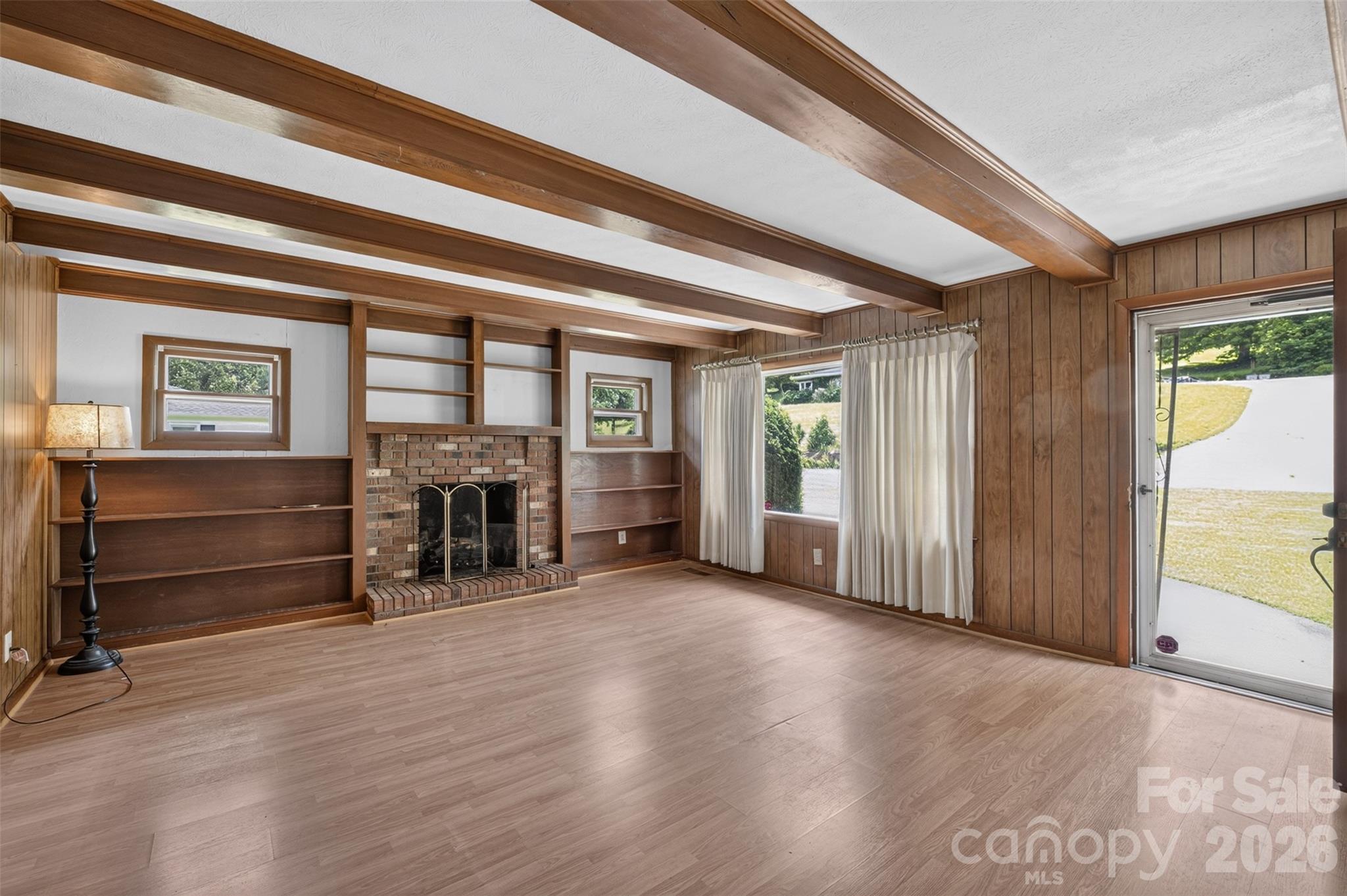 940 Meadowlane Drive NW — Lenoir