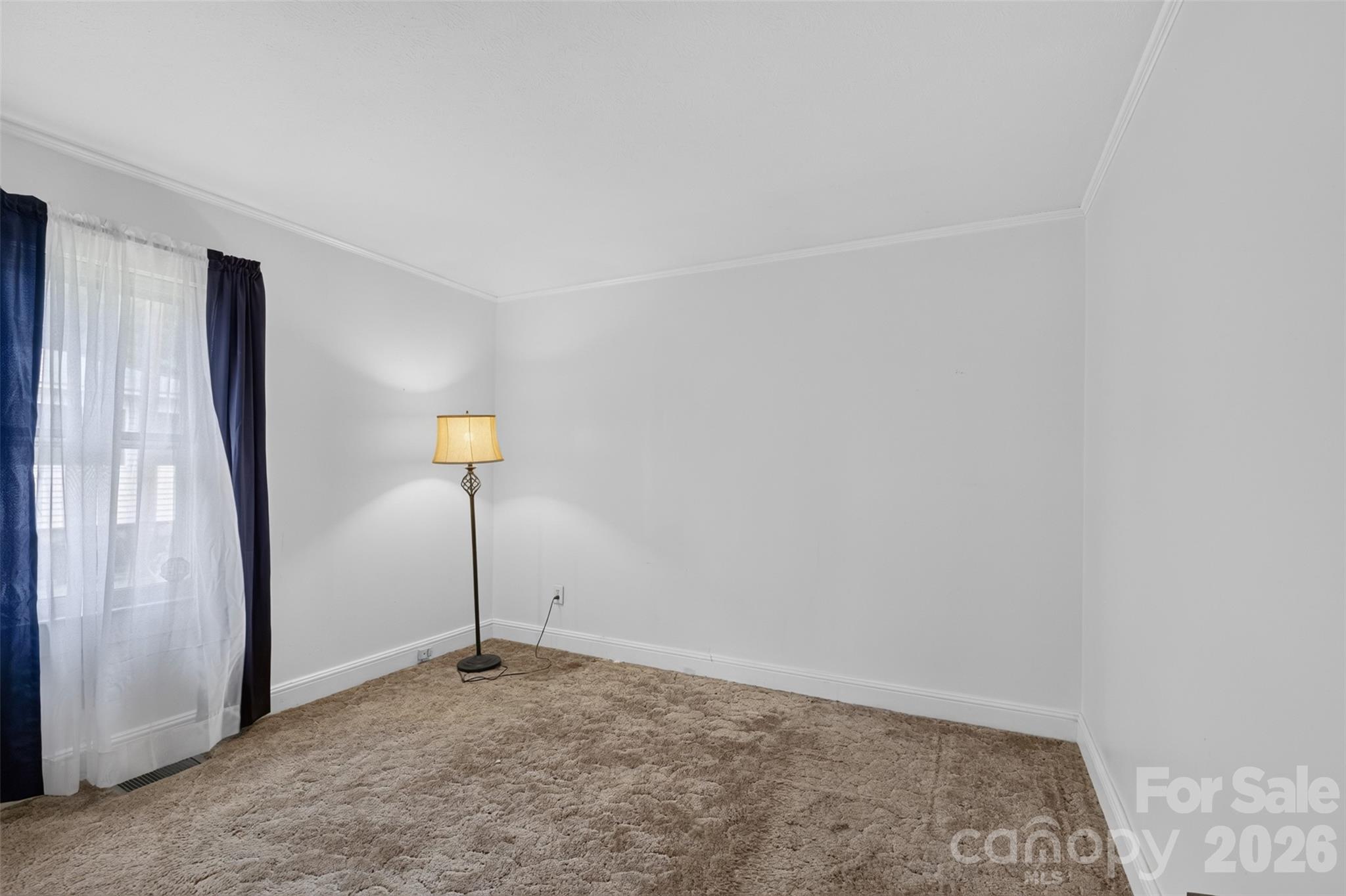940 Meadowlane Drive NW — Lenoir