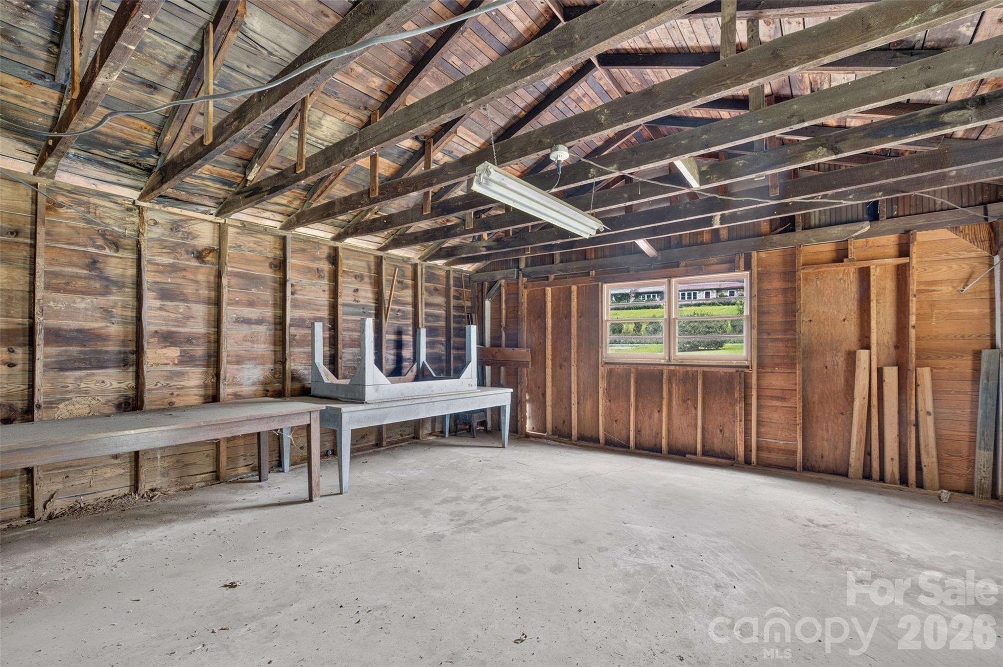 940 Meadowlane Drive NW — Lenoir