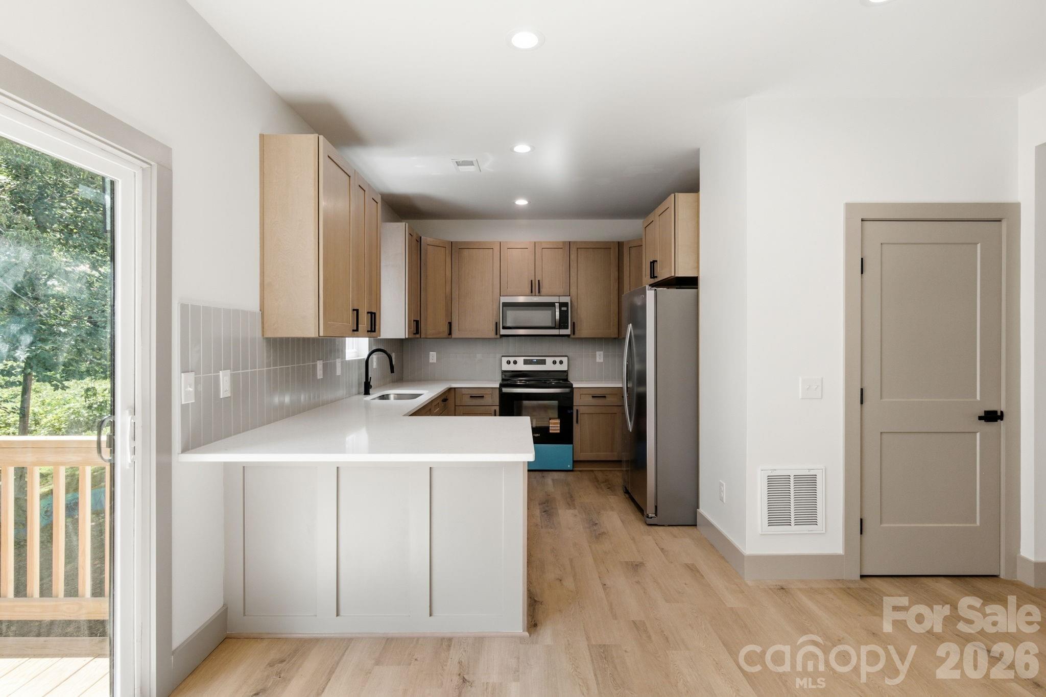 1830 31st Street NE — Hickory