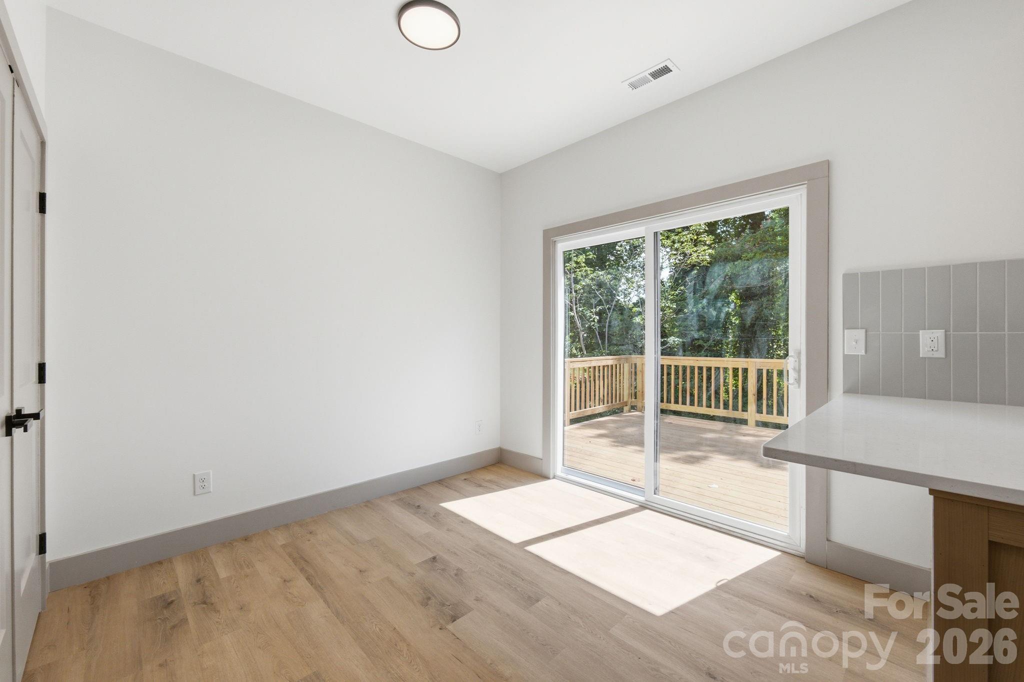1830 31st Street NE — Hickory
