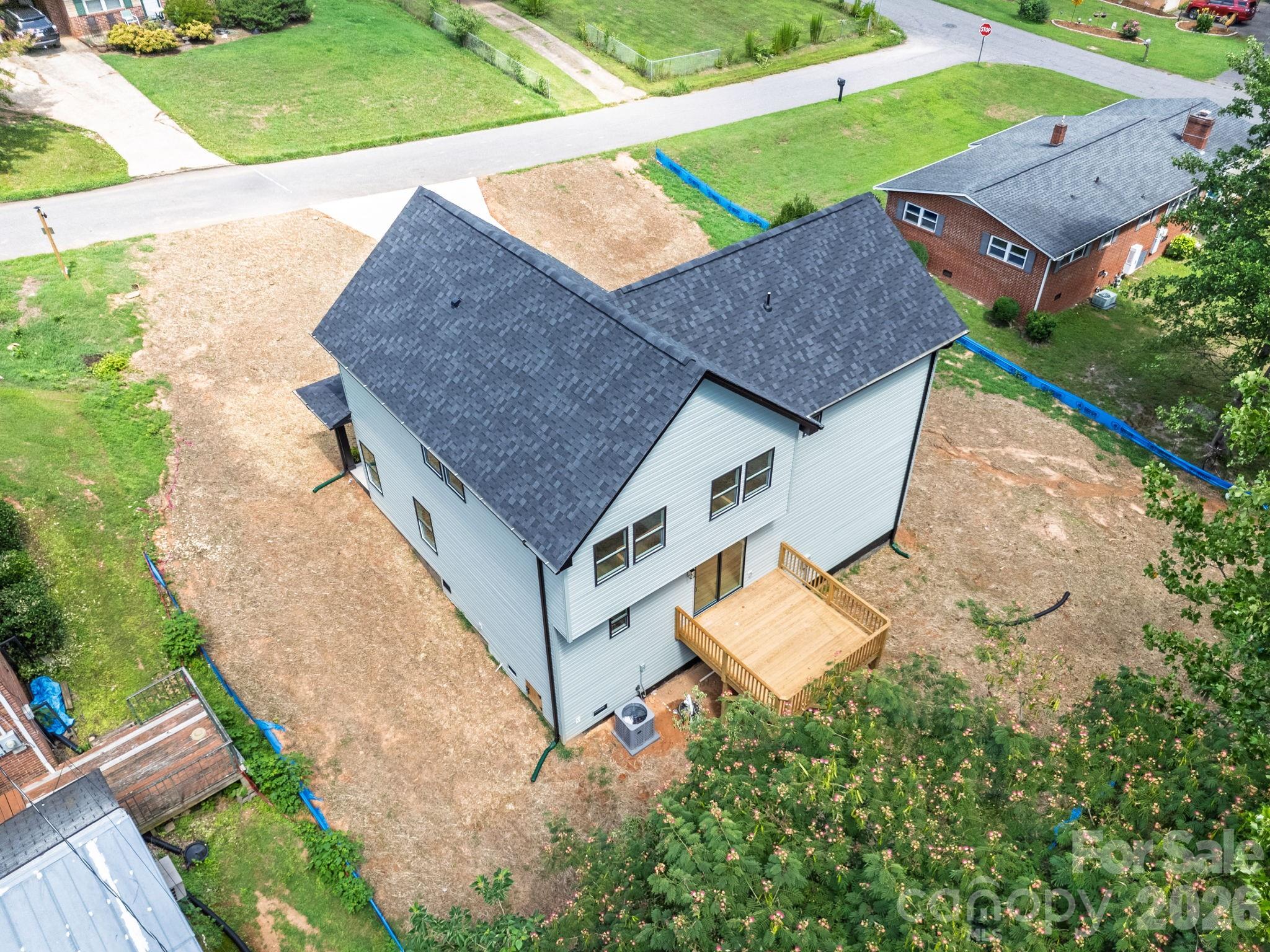 1830 31st Street NE — Hickory