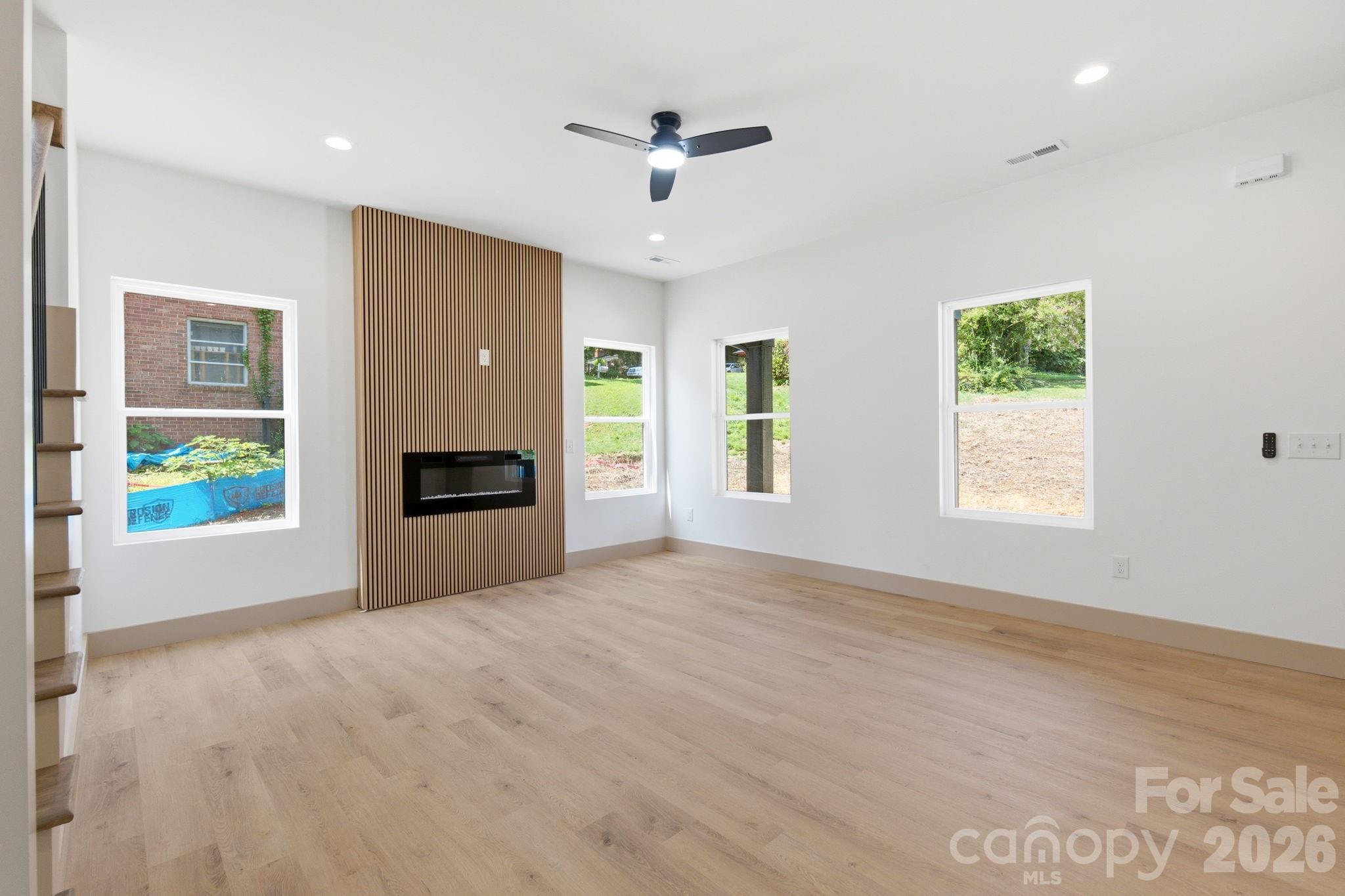 1830 31st Street NE — Hickory